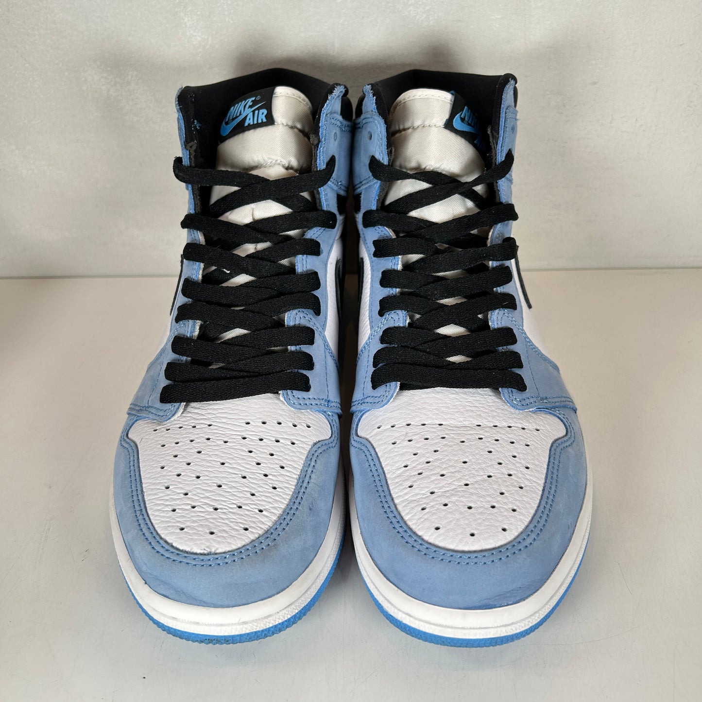 555088 134 Jordan 1 University Blue [USED] - 10.5 M (Used)