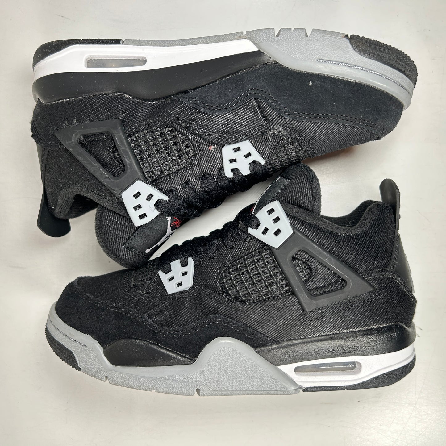 DV0553 006 Jordan 4 Retro Black Canvas GS [USED] - 4 Y (Used)