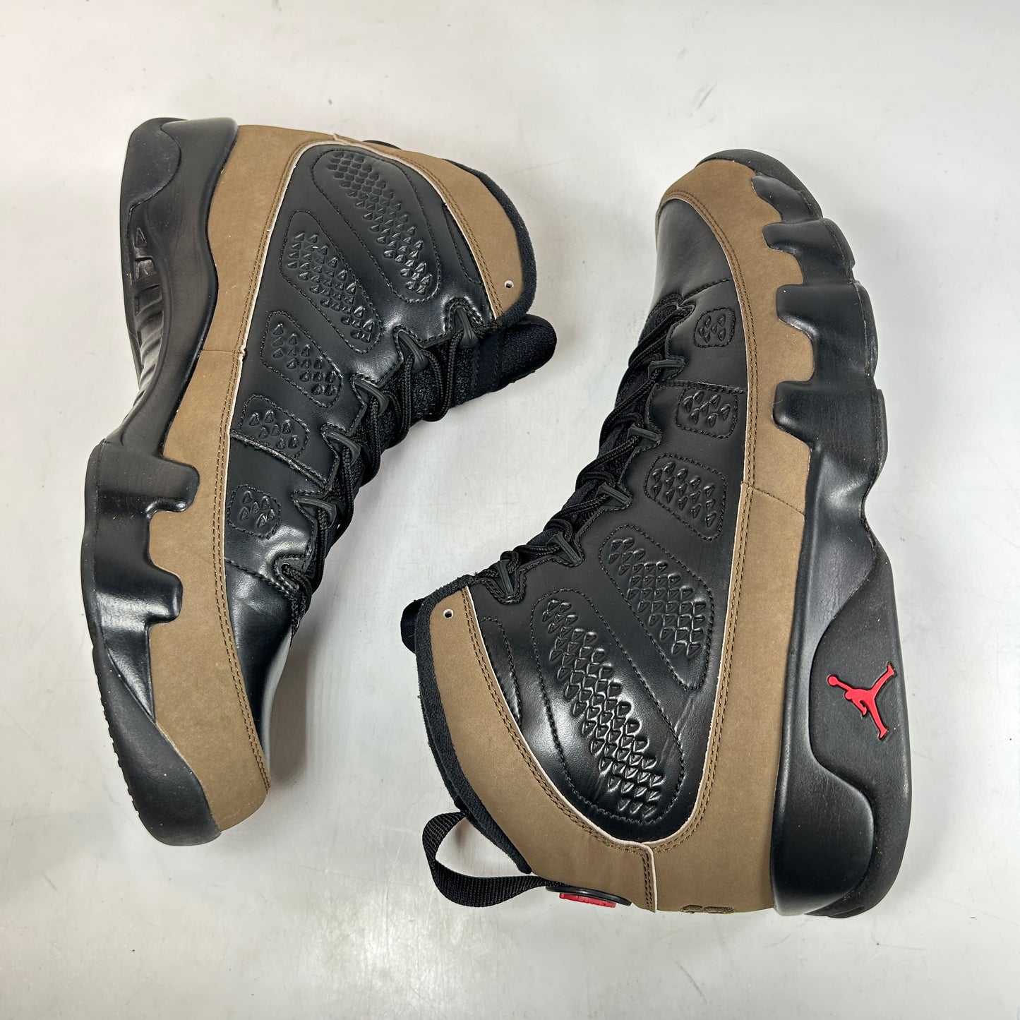 302370 020 Jordan 9 Retro Olive (2012) [USED] - 10.5 M (Used2)