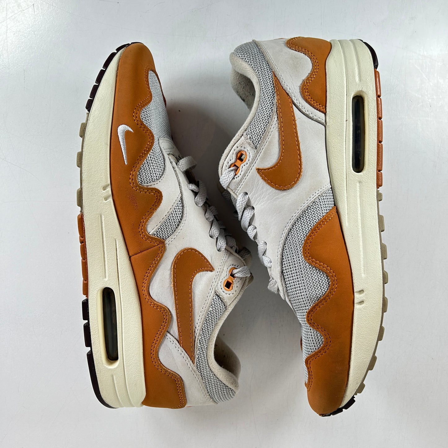 DH1348 001 Nike Air Max 1 Patta Waves Monarch (Without Bracelet) [USED] - 9.5 M (Used) (Replace Box)