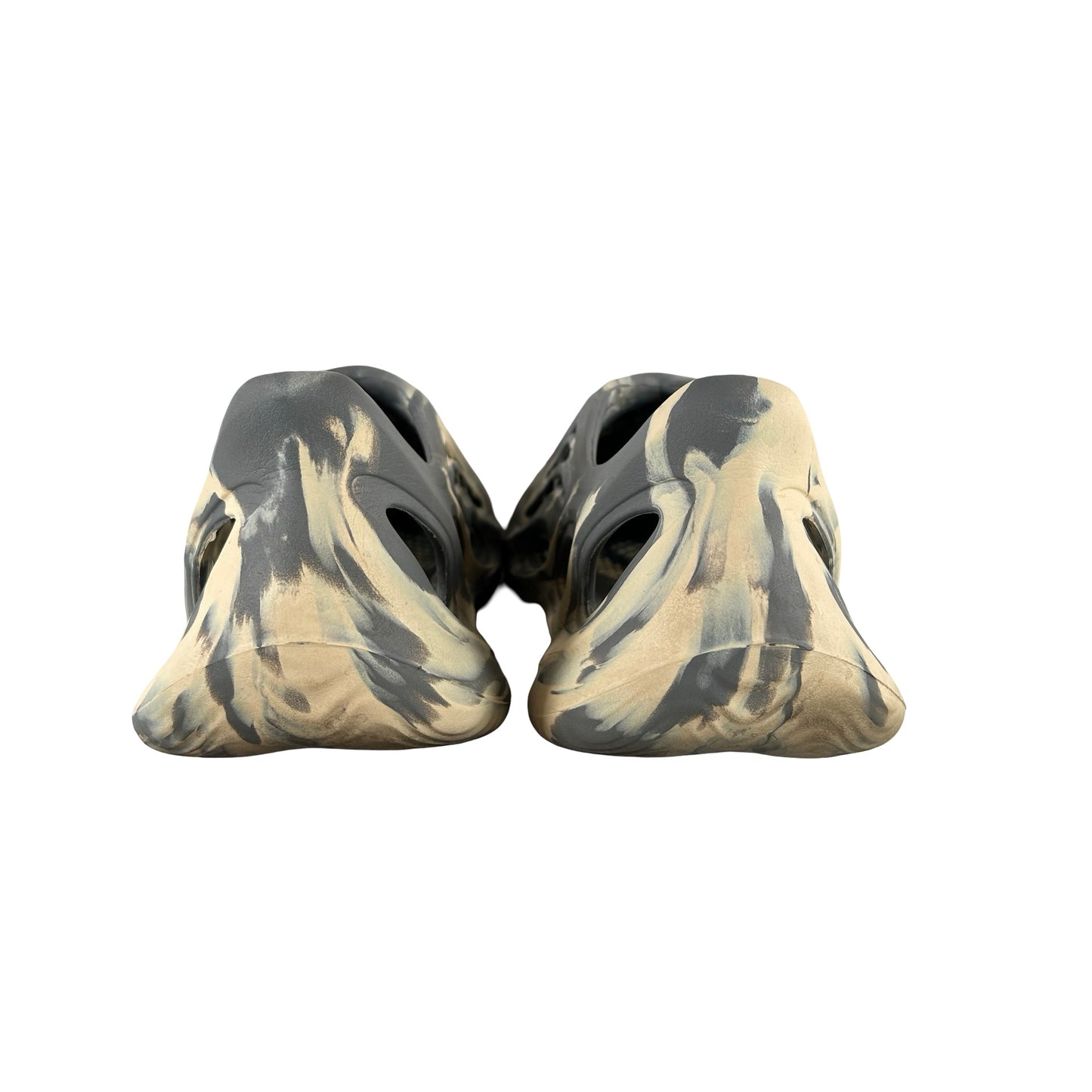 GV7904 adidas Yeezy Foam RNNR MXT Gris Luna