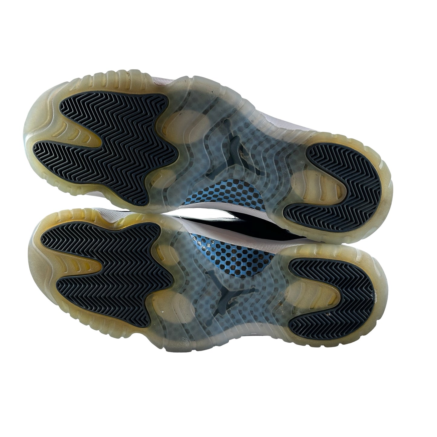 378037 123 Jordan 11 Retro UNC Win Like 82 [USED] - 13 M (Used)