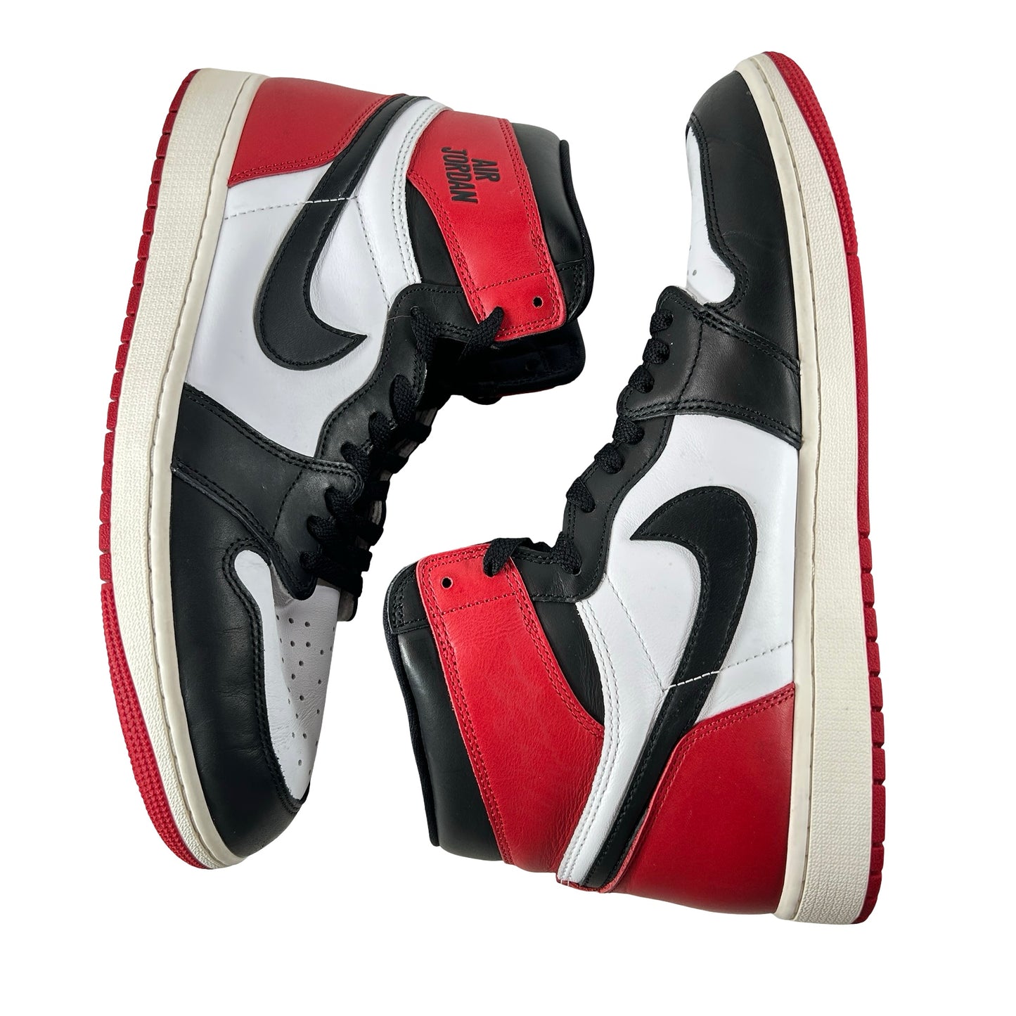 DZ5485 106 Jordan 1 Retro High OG Black Toe Reimagined [USED] - 13 M (Used) (No Box)
