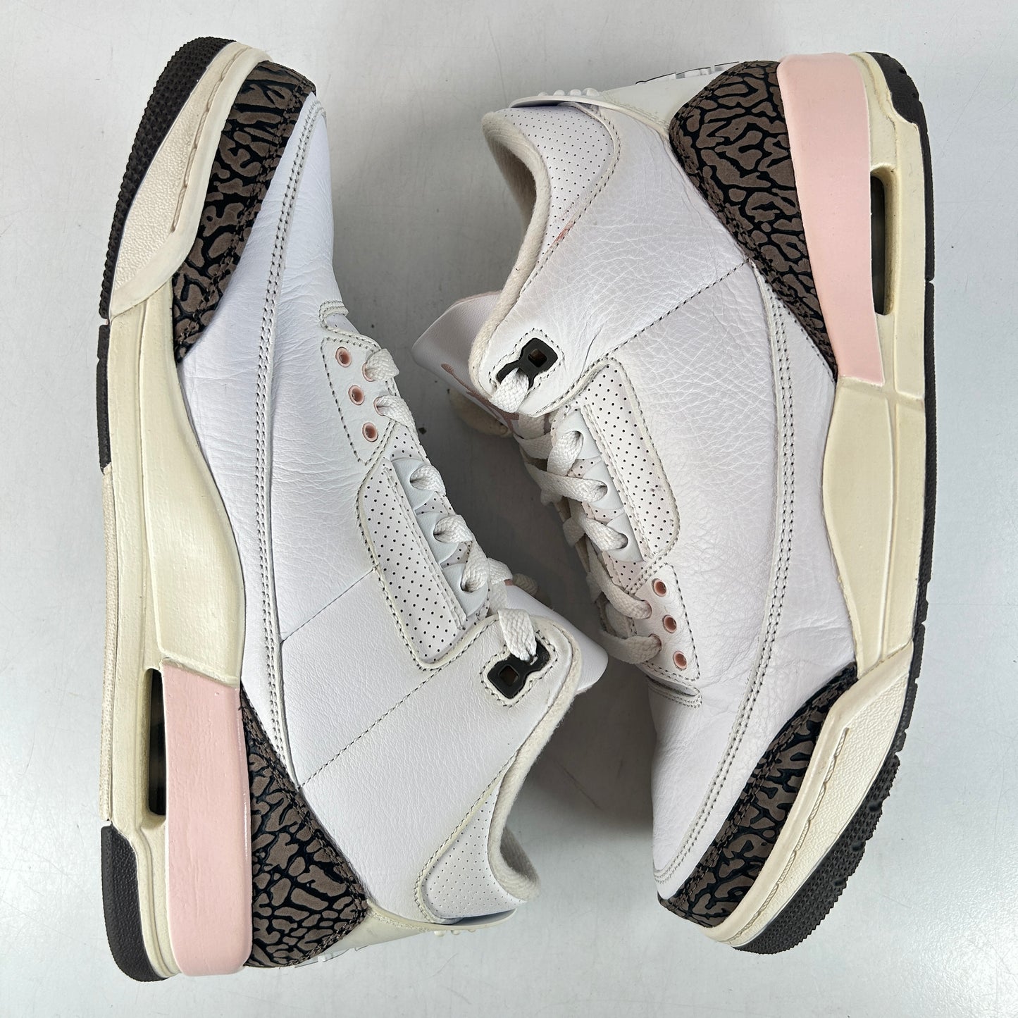 CK9246 102 Jordan 3 Retro Neapolitan Dark Mocha (Women's) [USED] - 11 W (Used)