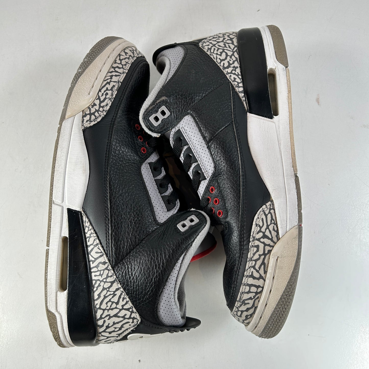 854262 001 Jordan 3 Black Cement 2018 [USED] - 10.5 M (Used3) (No Box3)