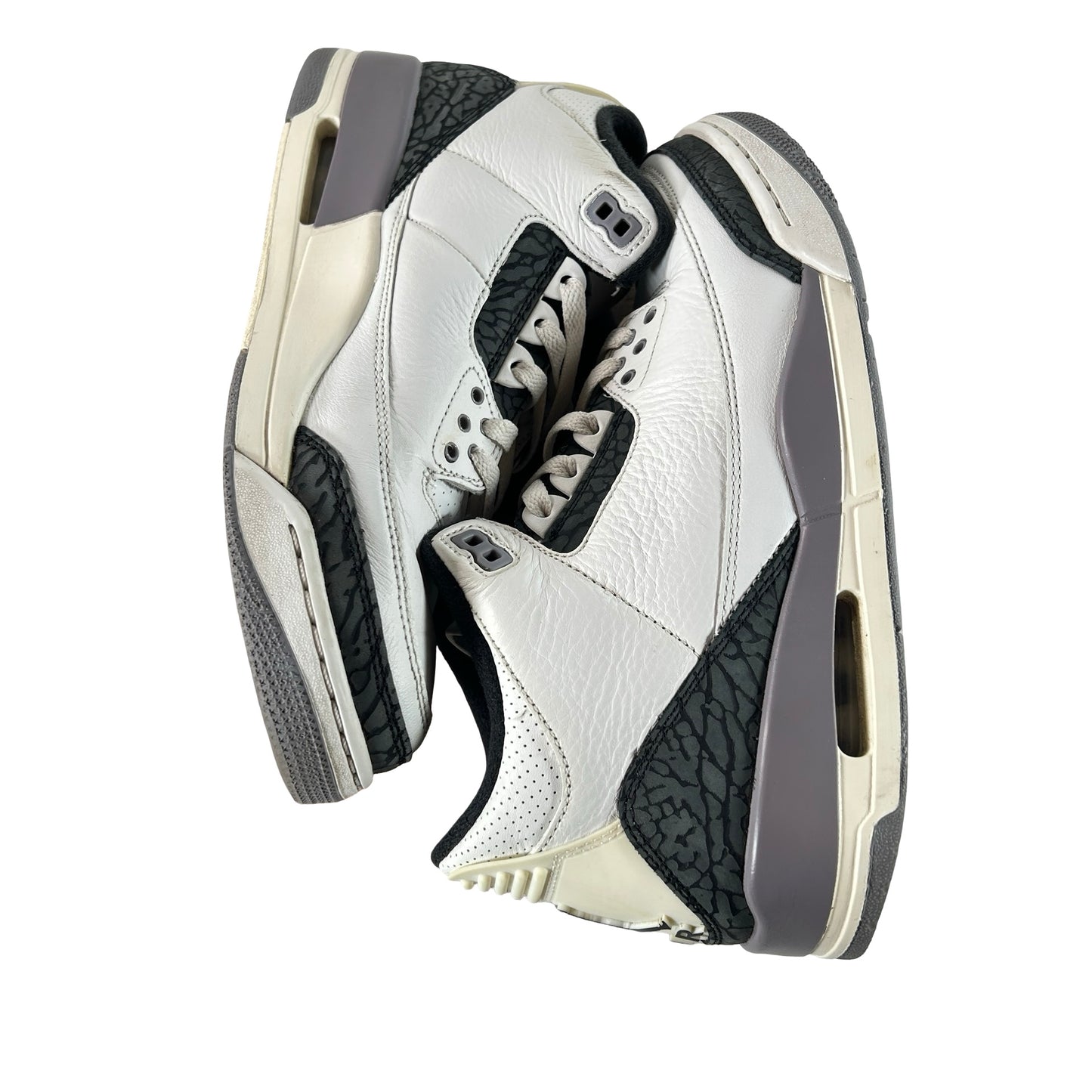 CT8532 106 Jordan 3 Retro Cement Grey [USED] - 9.5 M (Used2)