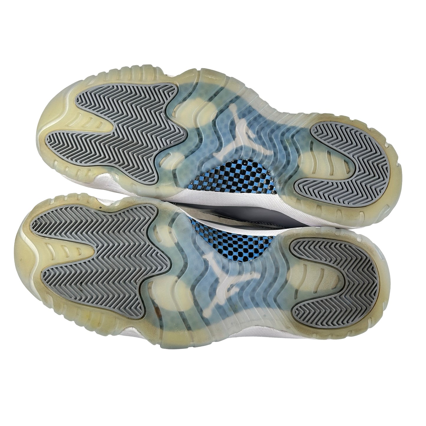 AV2187 140 Jordan 11 Retro Low Cement Grey [USED] - 12 M (Used2)