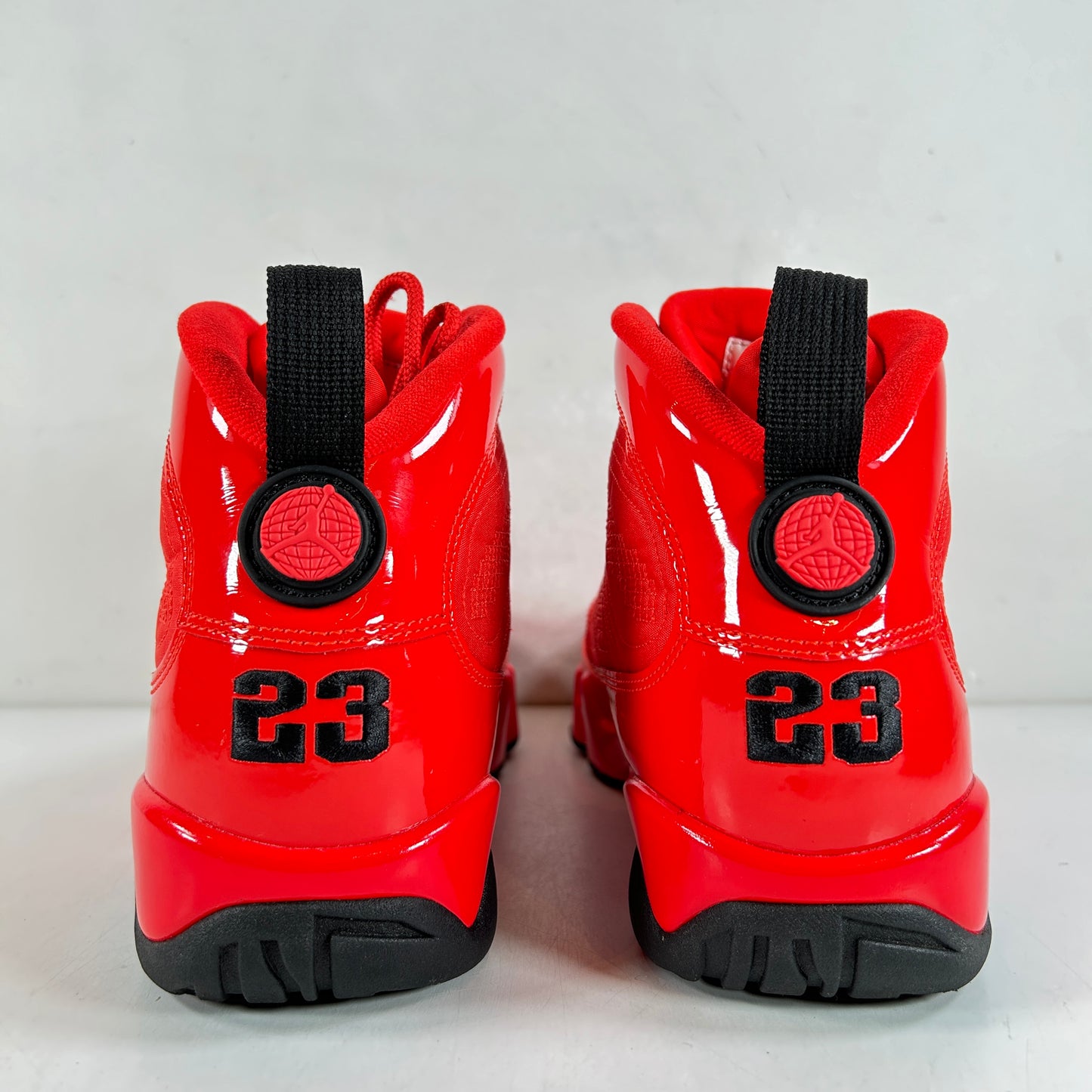 CT8019 600 Jordan 9 Chile Red [USED] - 8.5 M (Used)