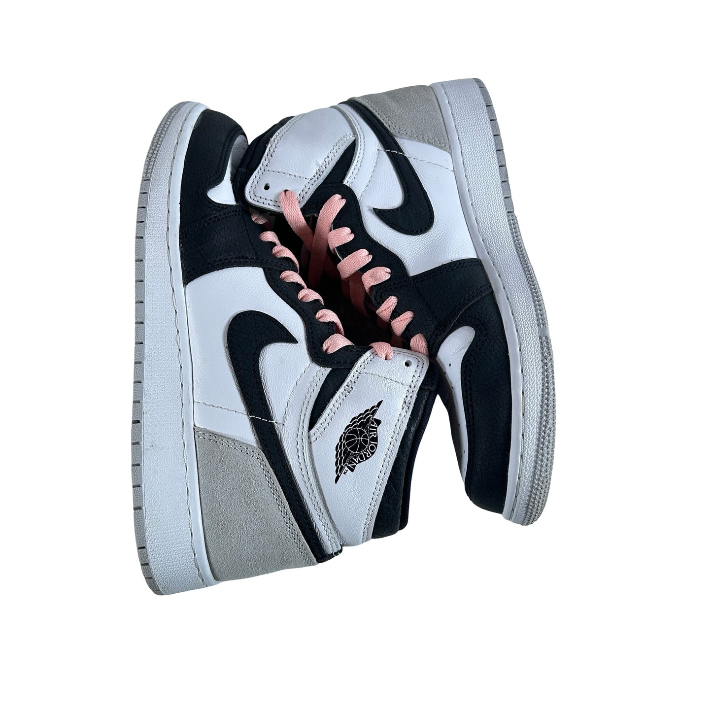 575441 108 Jordan 1 Retro High OG Bleached Coral (GS) [USED] - 6 Y (Used)