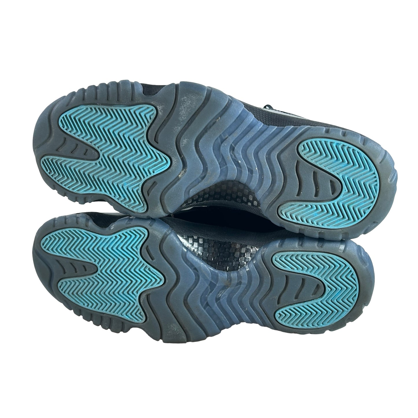 CT8012 047 Jordan 11 Retro Gamma Blue (2025) [USED] - 10 M (Used) (No Box)
