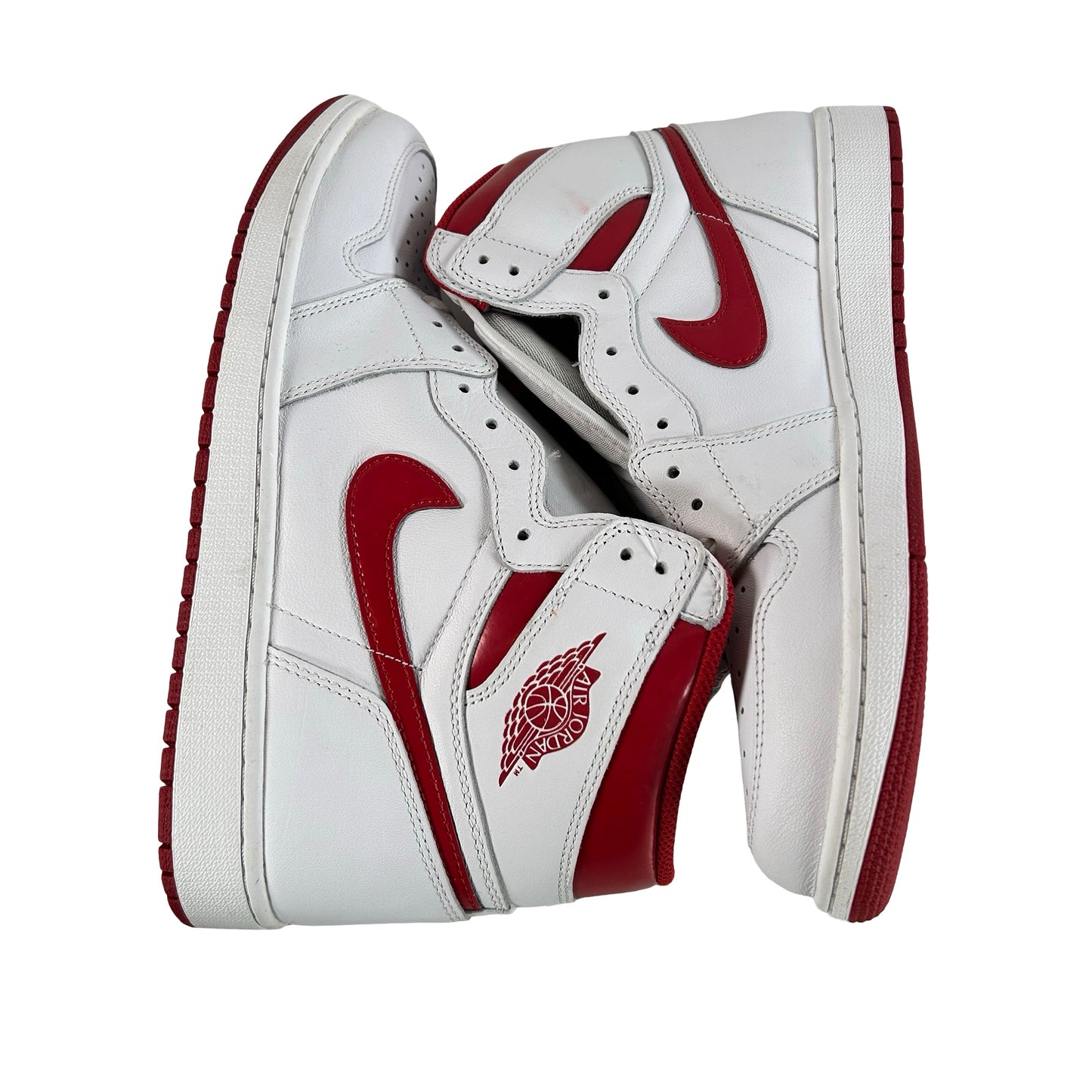555088 103 Jordan 1 Retro Metallic Red (2017) [CONDITIONAL] - 12 M (Slight Yellowing)