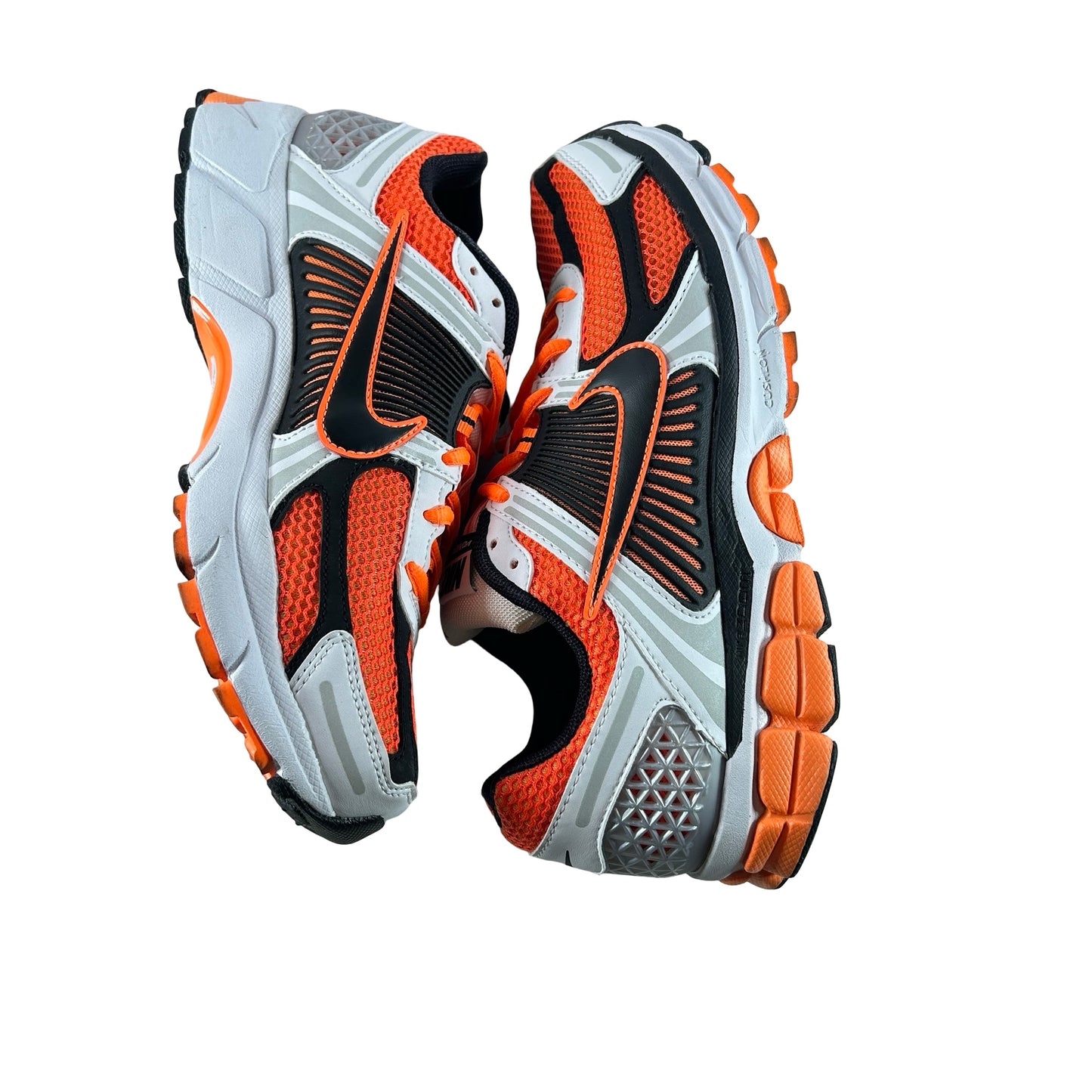 FB9149 800 Nike Zoom Vomero 5 Total Orange [USED] - 9 M (Used)
