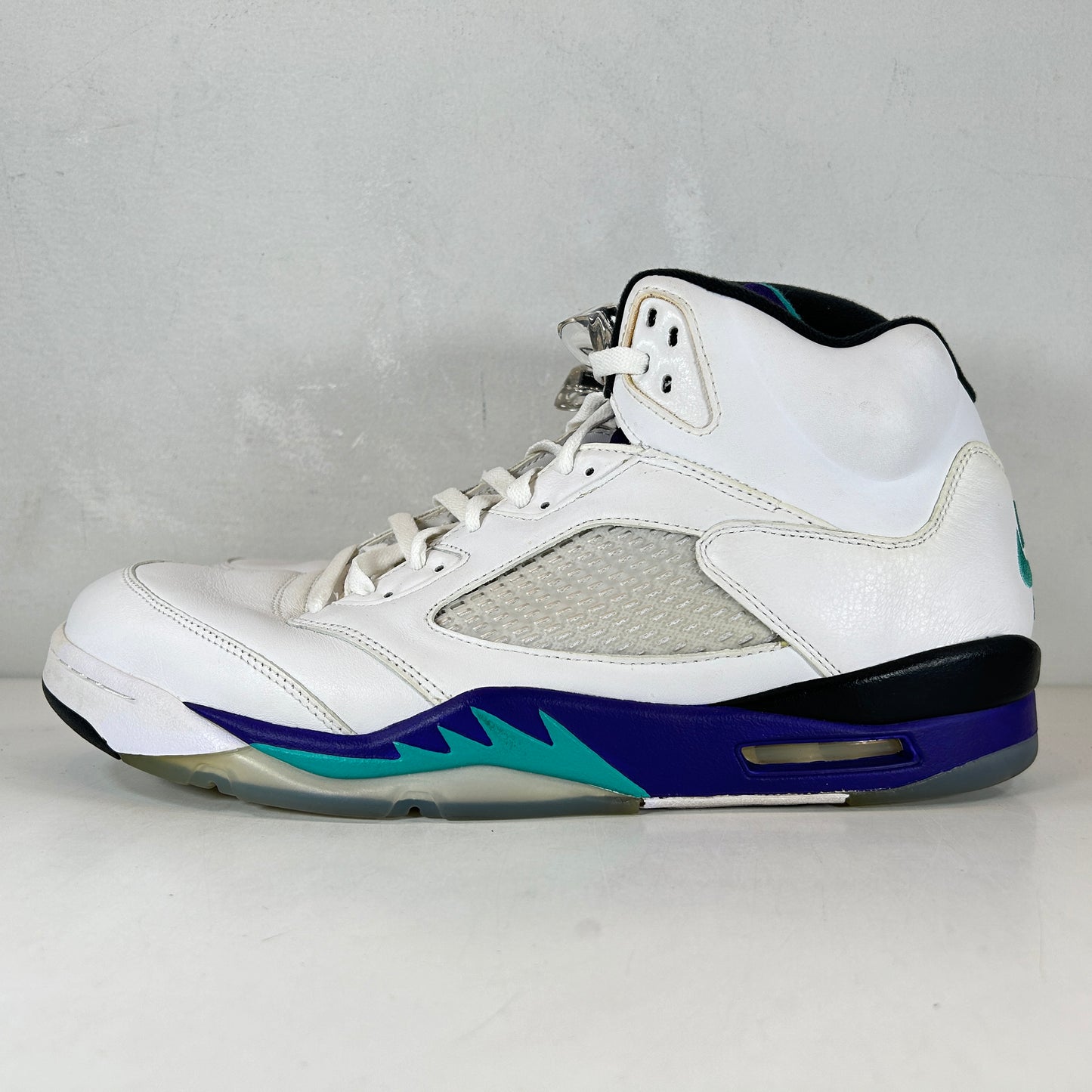 AV3919 135 Jordan 5 Retro Grape Fresh Prince [USED] - 14 M (Used) (No Box)