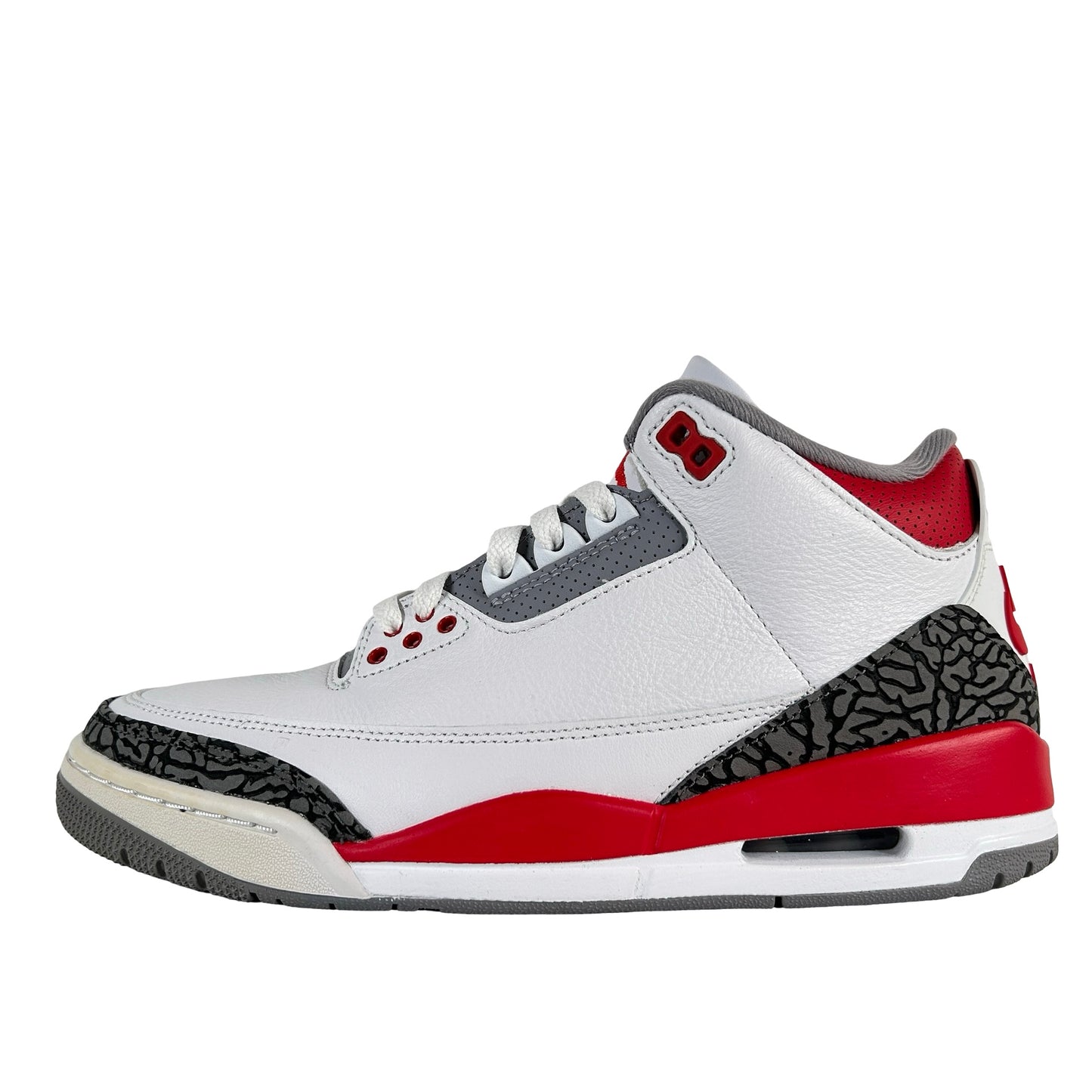 DN3707 160 Jordan 3 Retro Rojo fuego (2022)