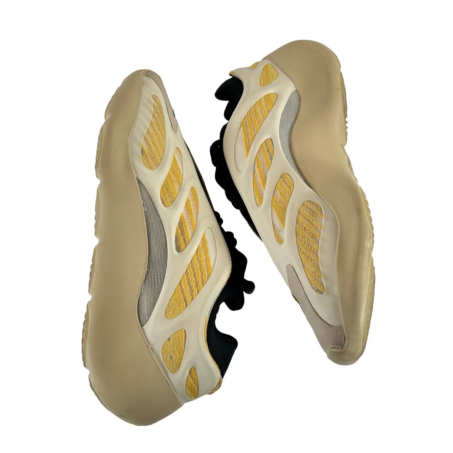 G54853 adidas Yeezy 700 V3 Safflower [USED] - 10.5 M (Used3)