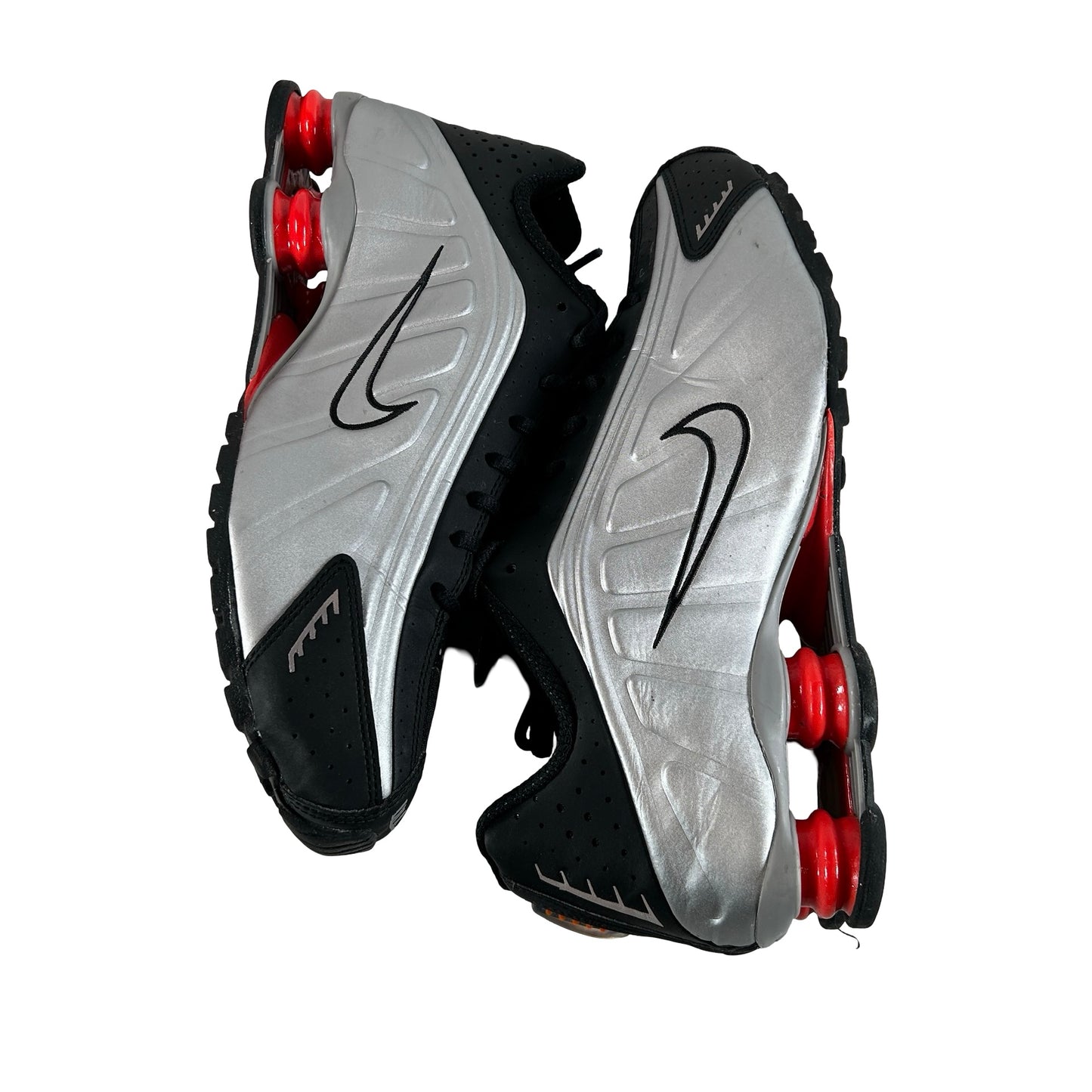BV1111 008 Nike Shox R4 Black Metallic Silver (2018/2024) [USED] - 9.5 M (Used)
