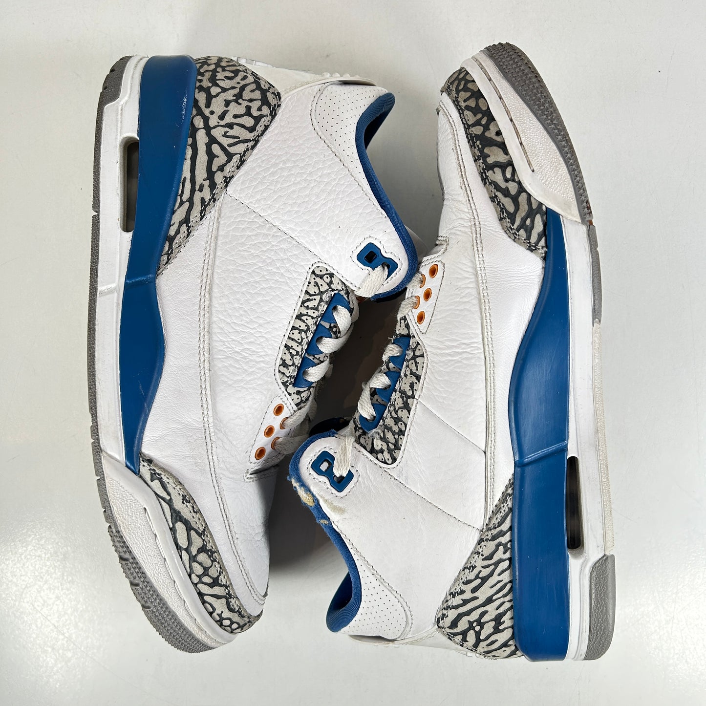 CT8532 148 Jordan 3 Retro Wizards [USED] - 8 M (Used)