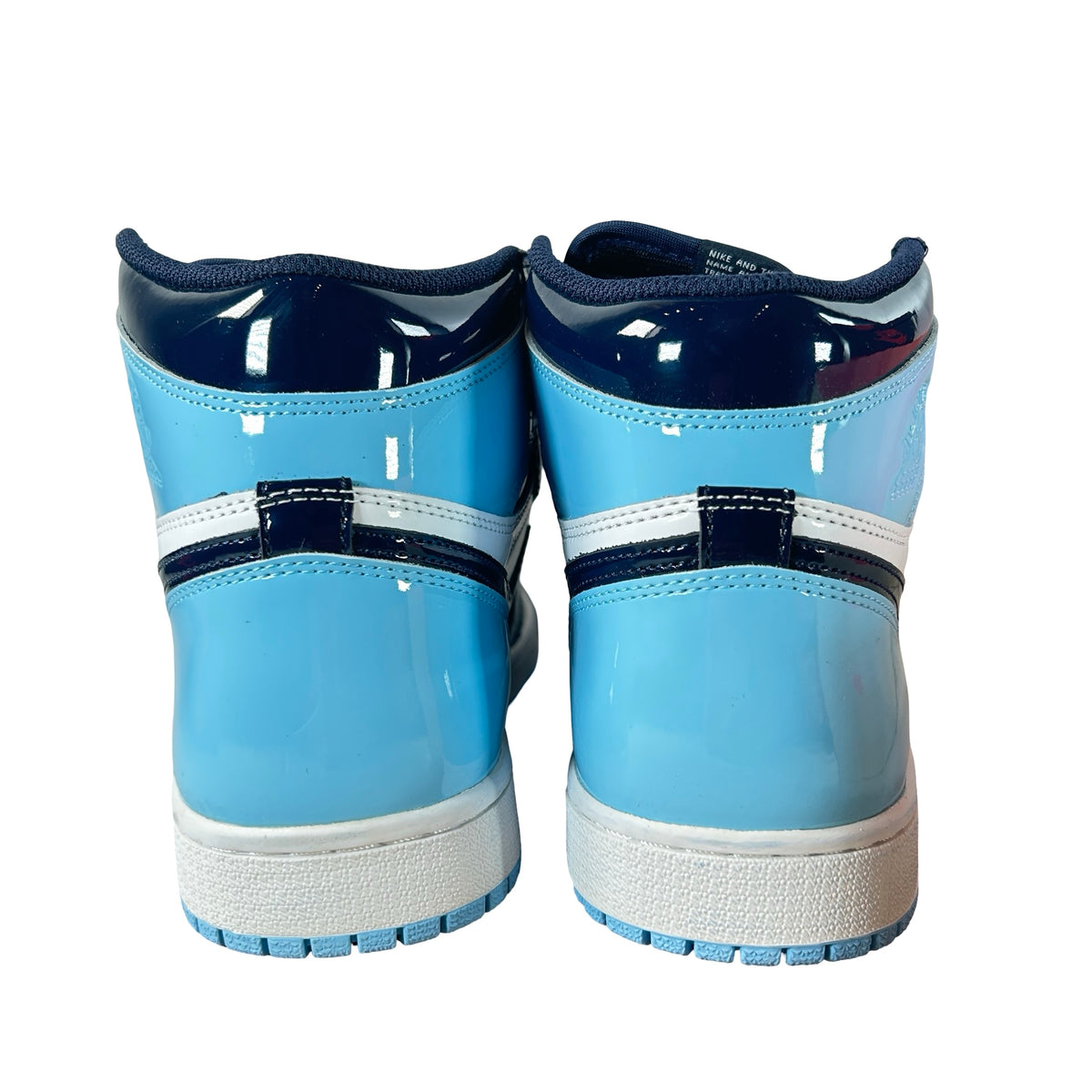 CD0461 401 Jordan 1 Retro High UNC Patent (Women's) - 8.5 W (Lightly Stained Midsole)
