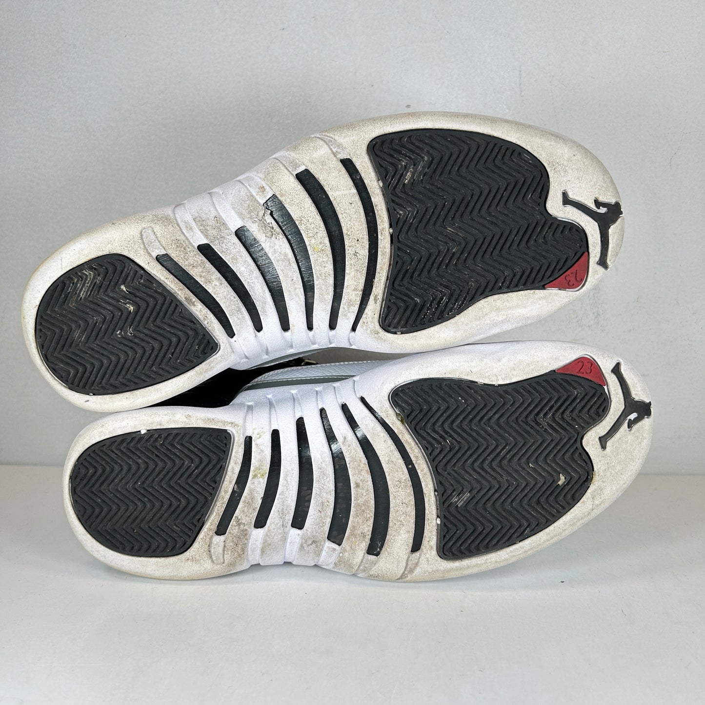 CT8013 006 Jordan 12 Retro Playoffs (2022) [USED] - 9 M (Used2)