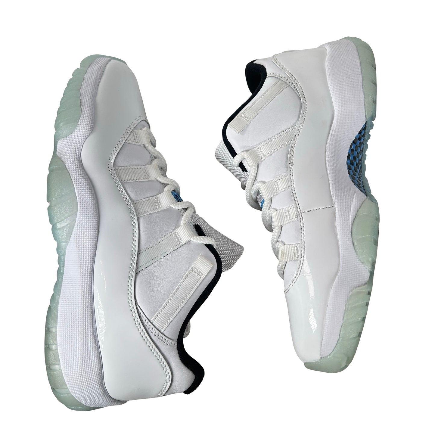 AV2187 117 Jordan 11 Low Legend Blue [USED] - 7.5 M (Used)