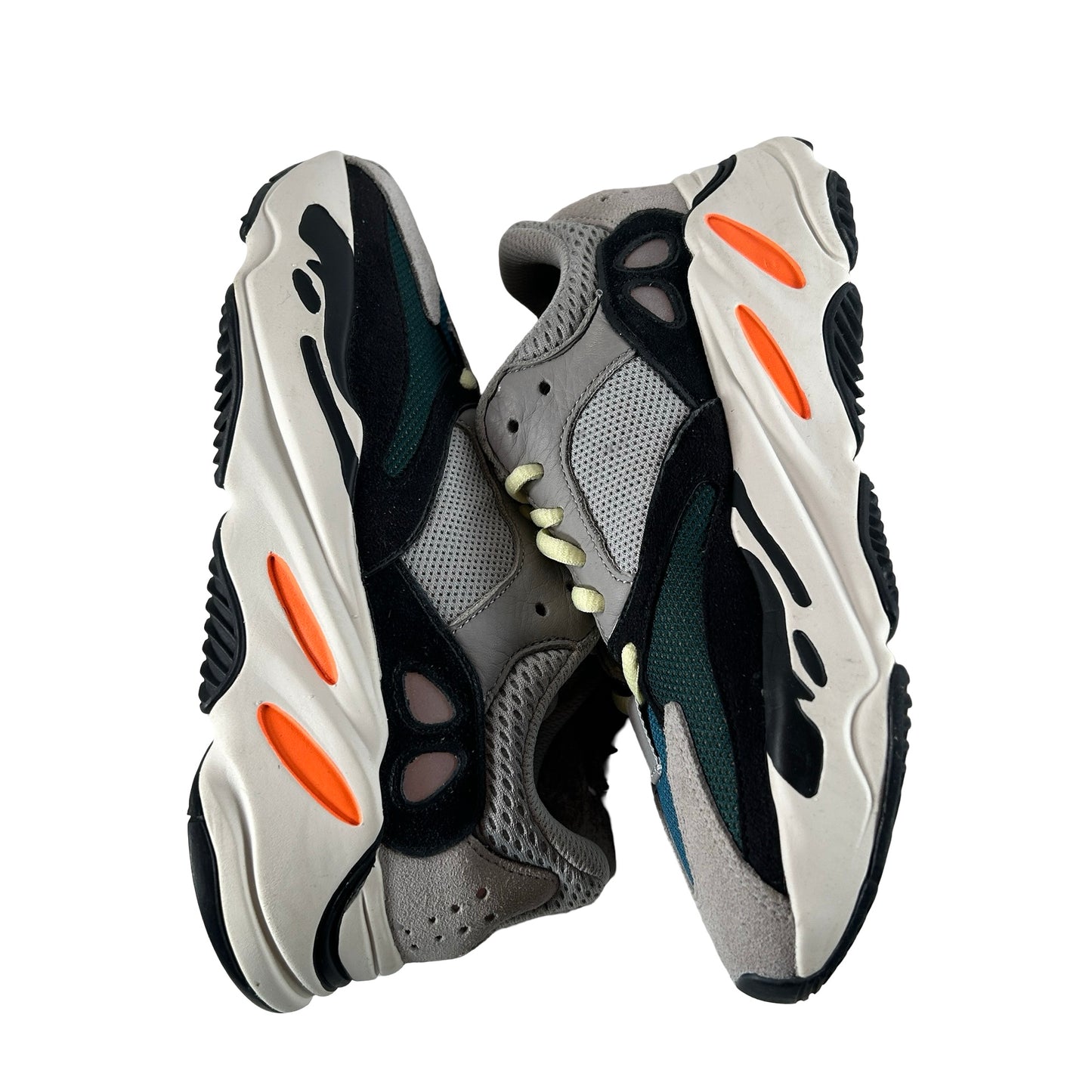 B75571 Yeezy 700 Wave Runner [USED] - 6 M (Used2)