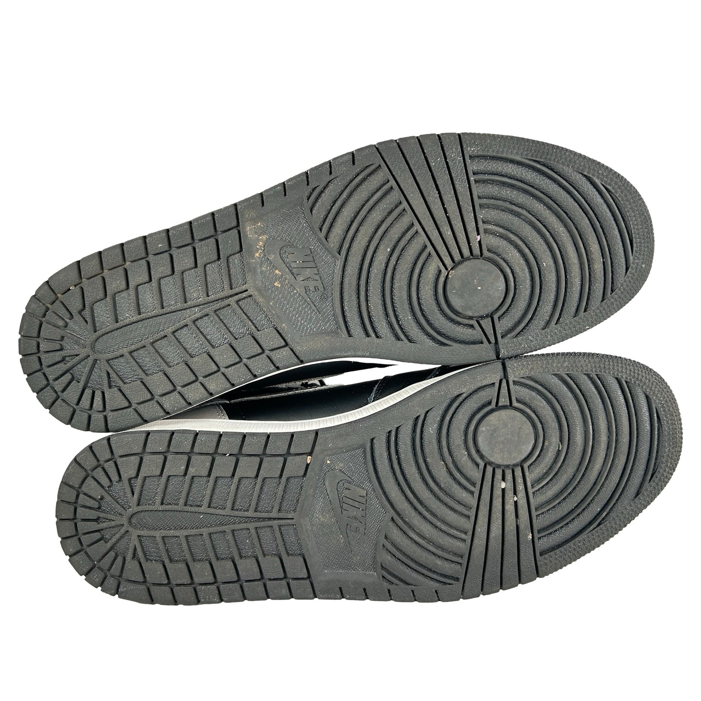 555088 013 Jordan 1 Sombra (2018)