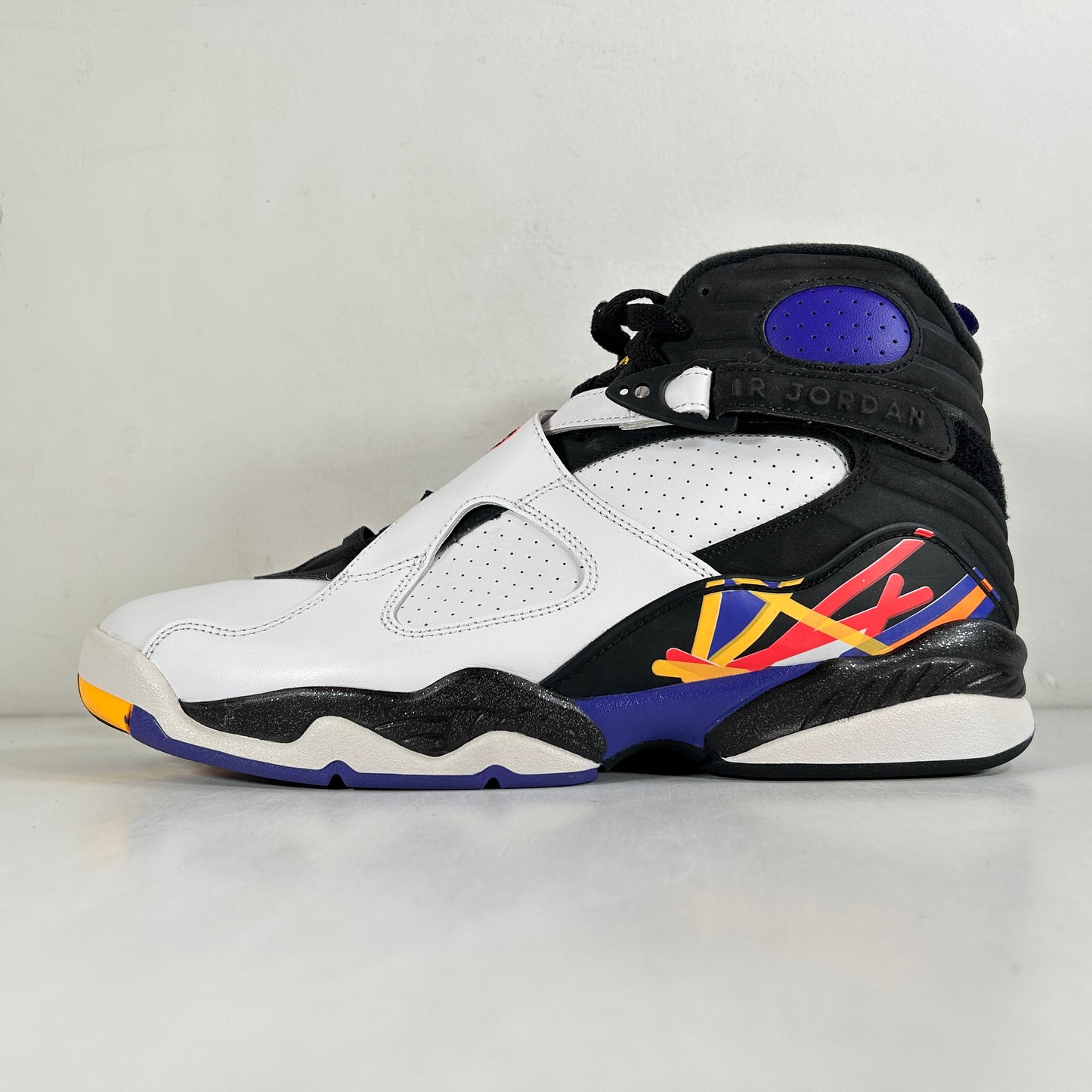 305381 142 Jordan 8 Retro Three Peat [USED] - 10.5 M (VNDS) (Replace Box)