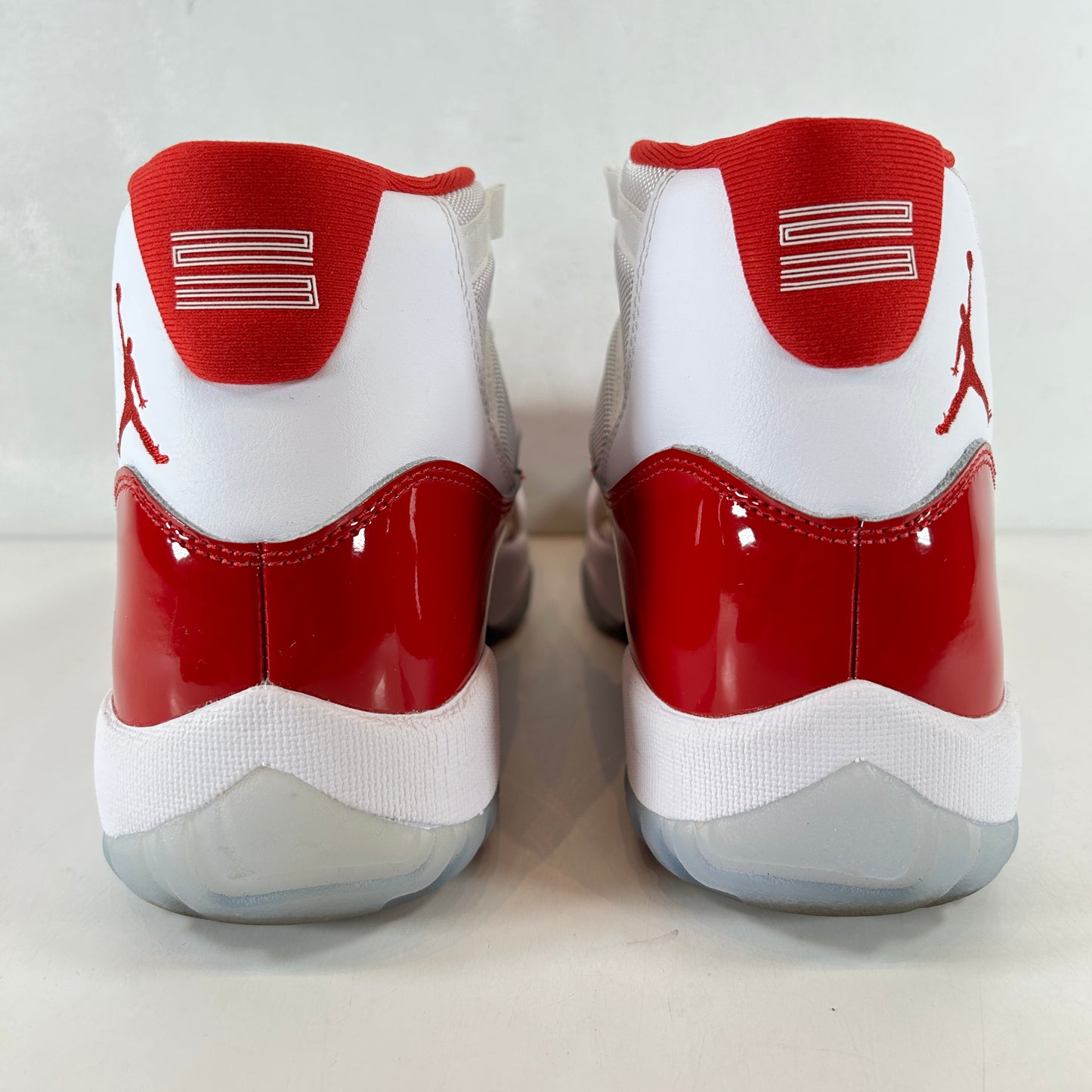 CT8012 116 Jordan 11 Retro Cherry (2022) [USED] - 9.5 M (VNDS)