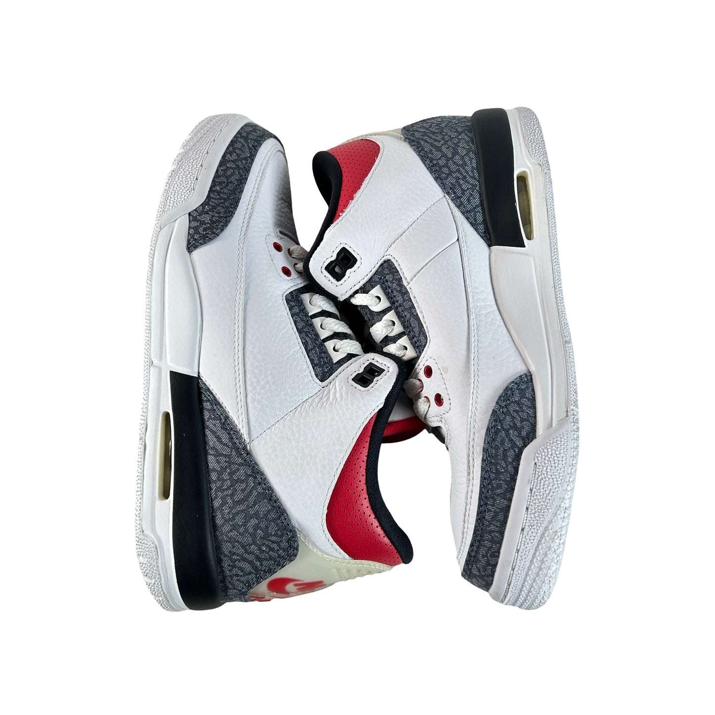 CZ6634 100 Jordan 3 Retro SE Fire Red Denim (GS) [USED] - 6 Y (Used)