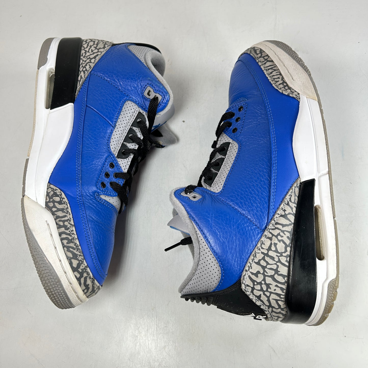 CT8532 400 Jordan 3 Retro Varsity Royal Cement [USED] - 9.5 M (Used2)