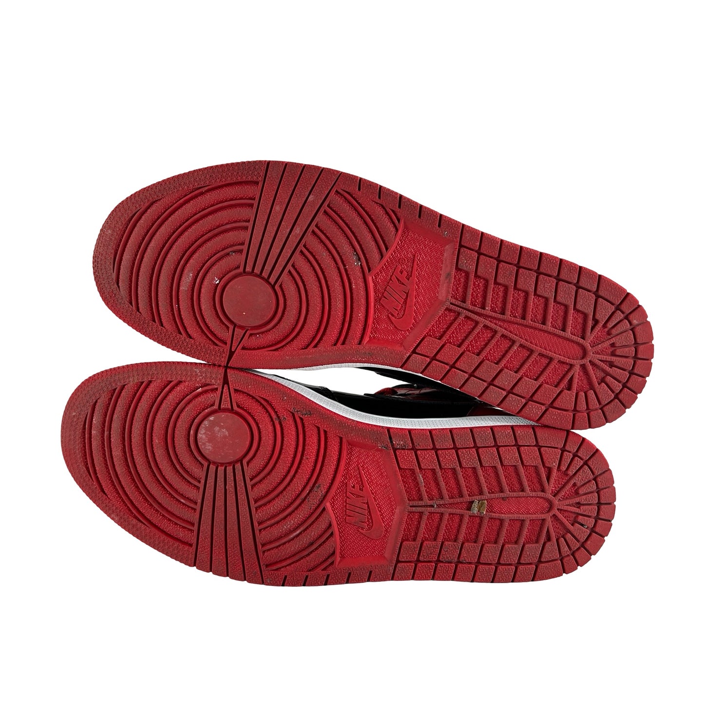 555088 063 Jordan 1 Retro High OG Patent Bred [USED] - 9.5 M (Used4)