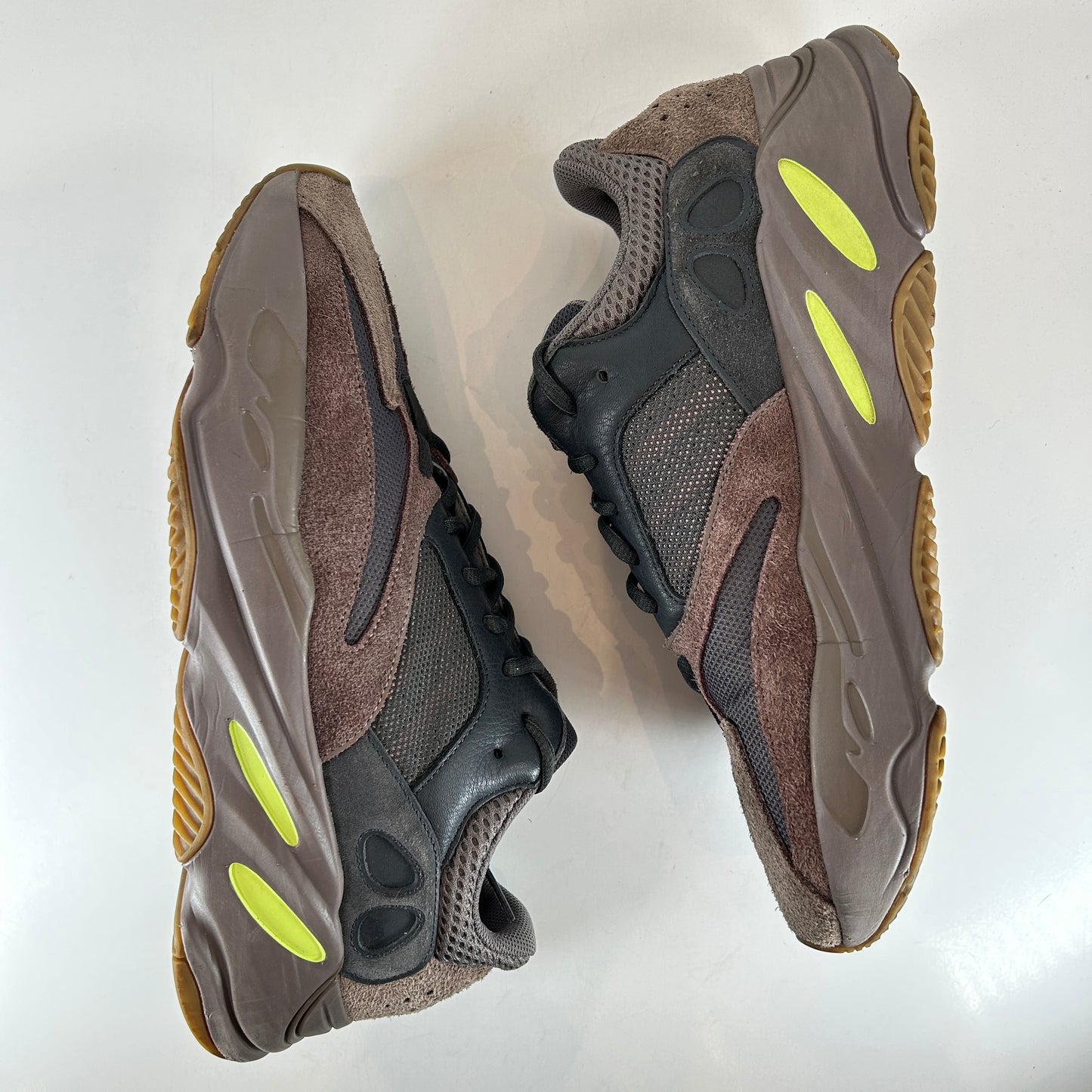 EE9614 Yeezy Boost 700 Mauve [USED] - 12 M (Used)