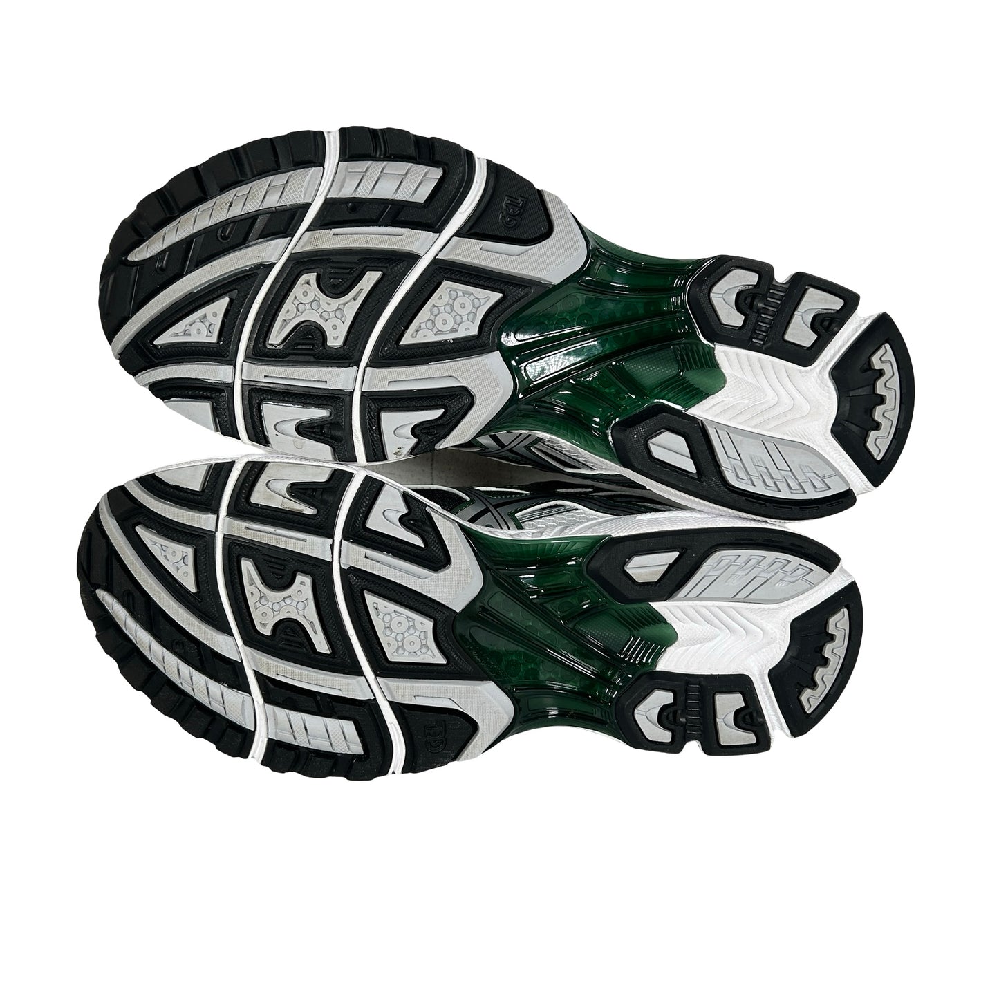 1203A543 111 ASICS Gel-Nimbus 10.1 White Forest [USED] - 10.5 M (VNDS)