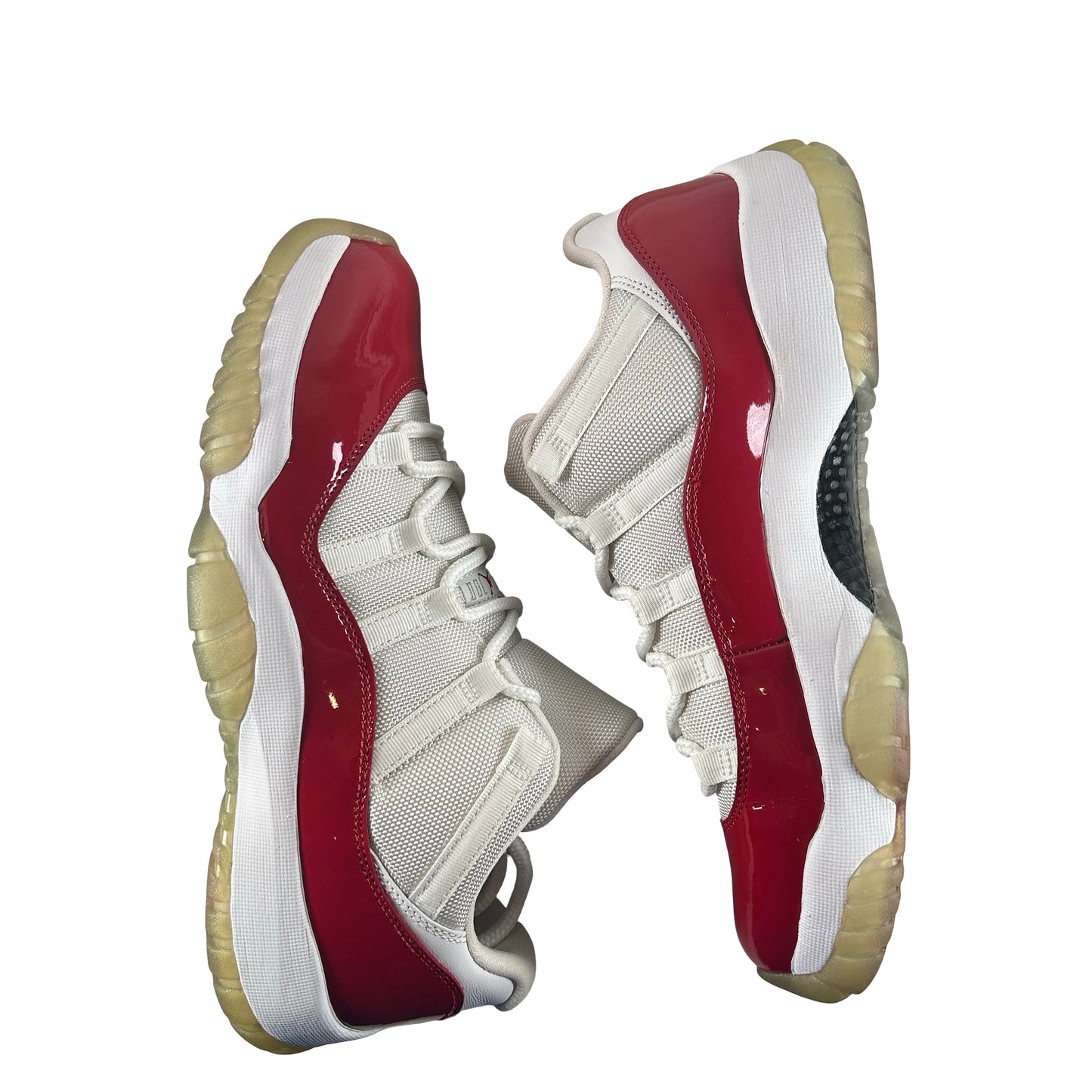 528895 102 Jordan 11 Retro Low Cherry (2016) [USED] - 10 M (Used)