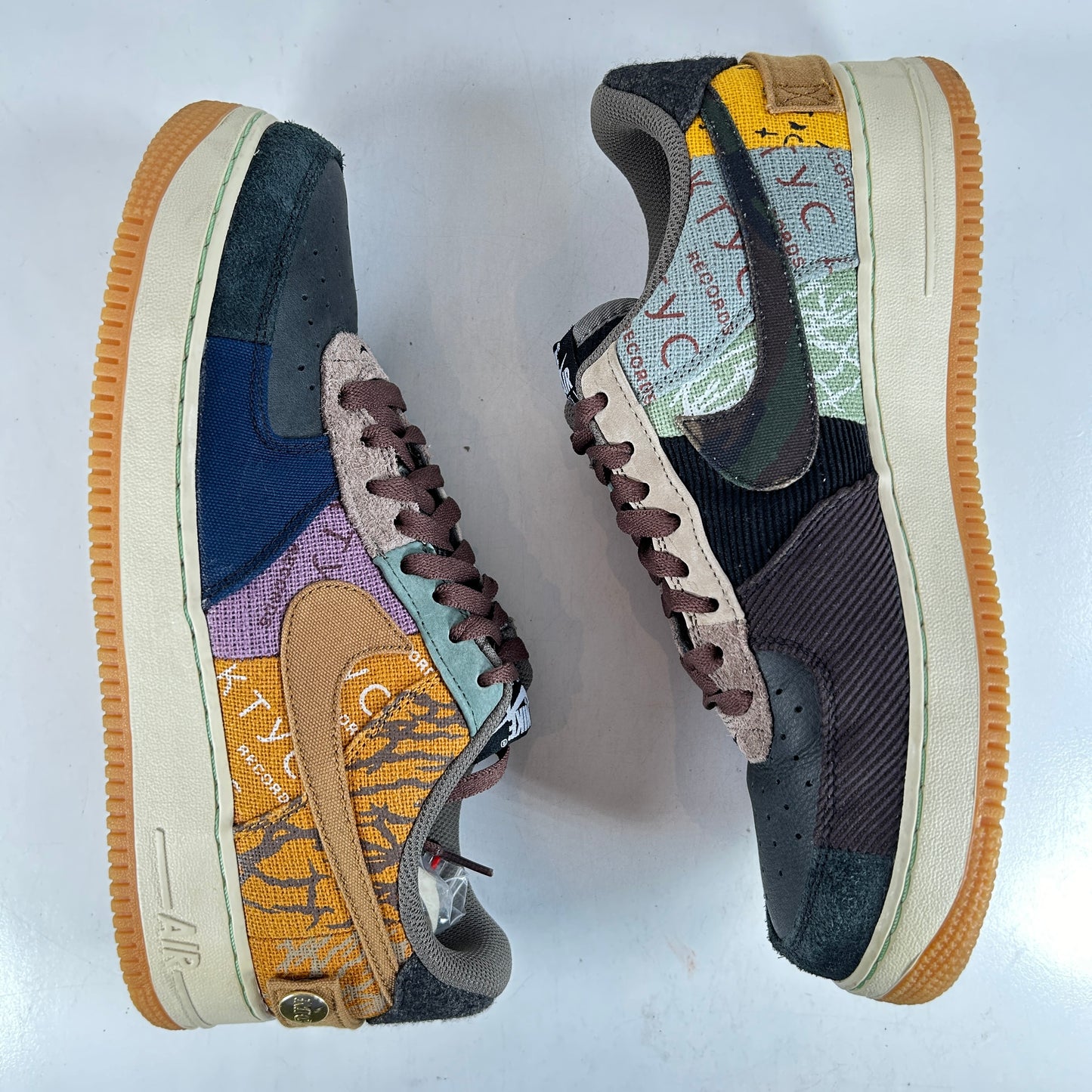 CN2405 900 AF1 Low Travis Scott Cactus Jack [USED] - 10 M (Used)