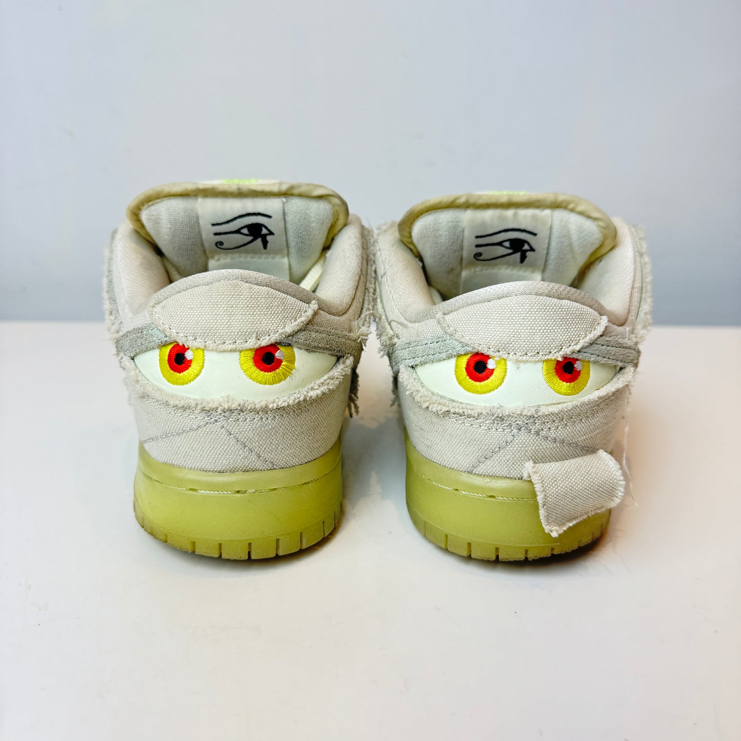 DM0774 111 Nike SB Dunk Low Mummy [USED] - 6 M (Used)