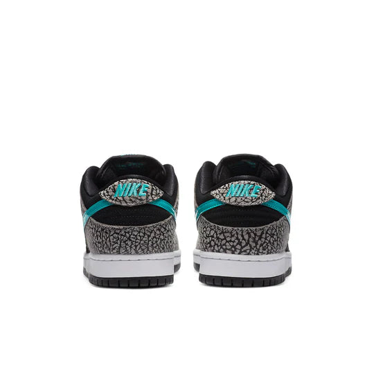 BQ6817 009 Nike SB Dunk Low atmos Elephant