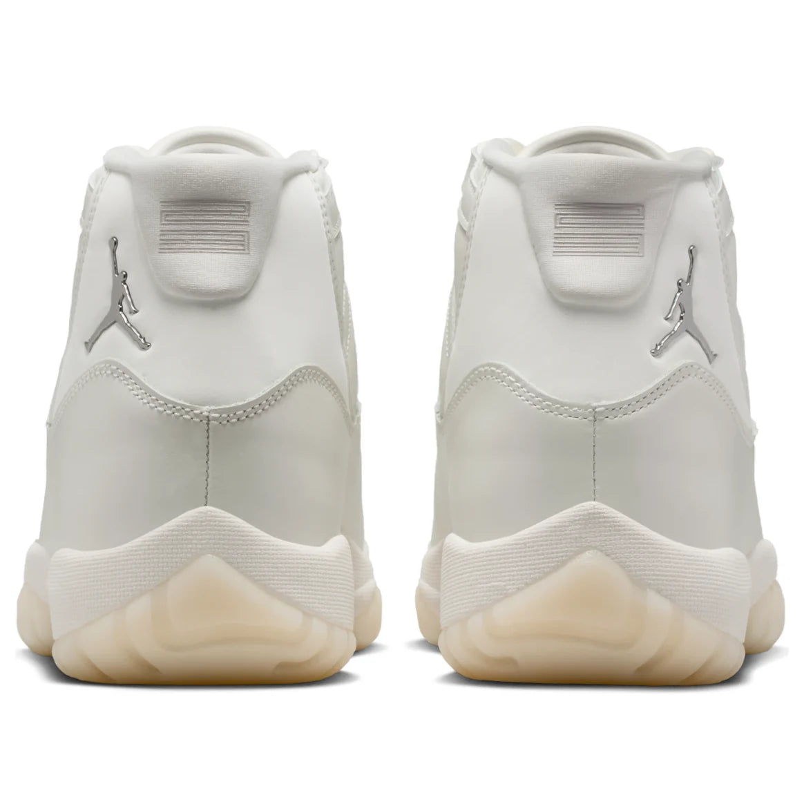 AR0715 110 Air Jordan 11 Retro Pearl (Women's)