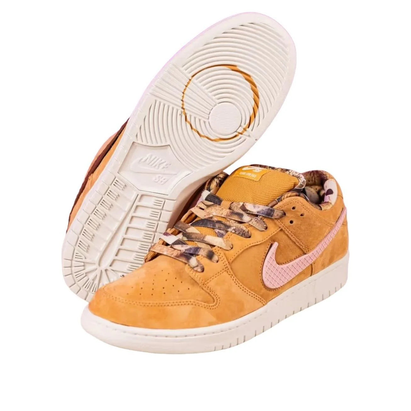 IO9508 200 Nike SB Dunk Low Pro NOTE Shop Manchester Brew and Biscuits