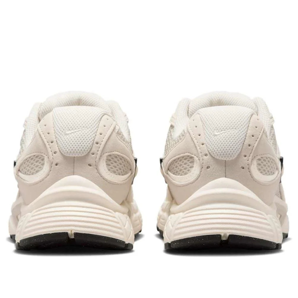 II6294 100 Nike Wmns V5 RNR Light Orewood Brown