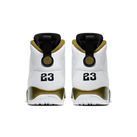302370 109  Jordan 9 Retro Statue [CONDITIONAL] [REPLACE BOX]