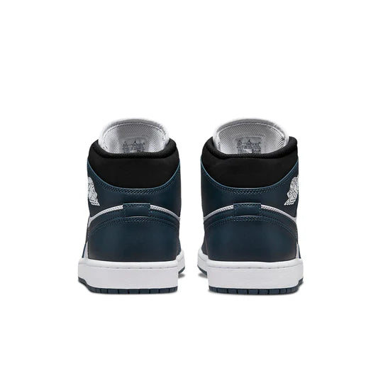 554724 411 Jordan 1 Mid Armory Navy