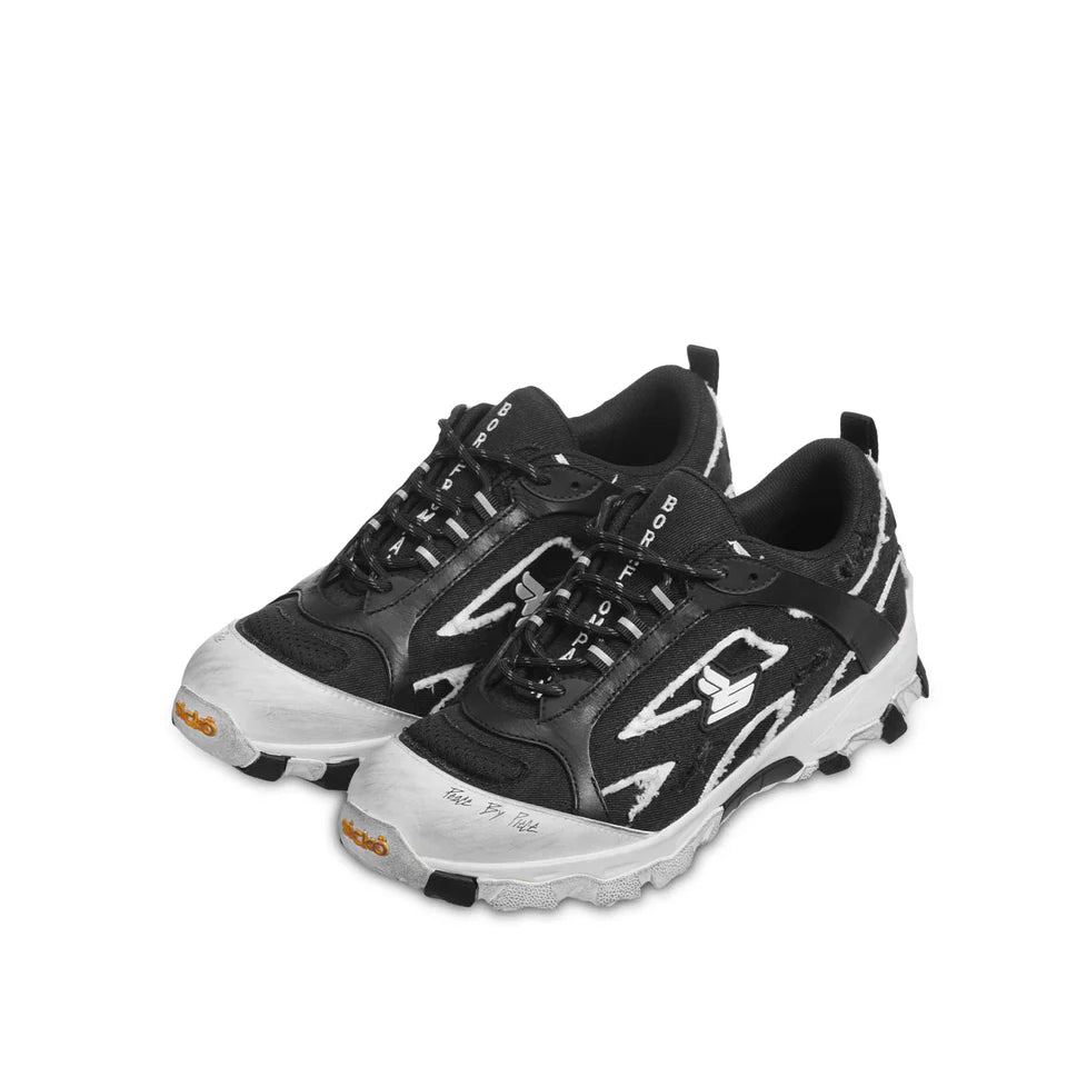 F26X104AB Sicko x Vessel Hiking Shoes Black/White