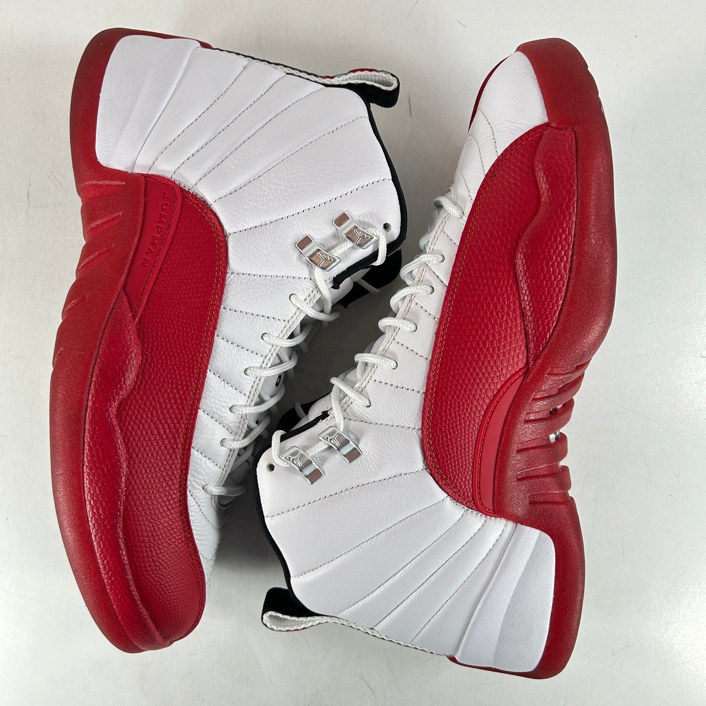 CT8013 116 Jordan 12 Retro Cherry (2023) [USED] - 12 M (Used3)