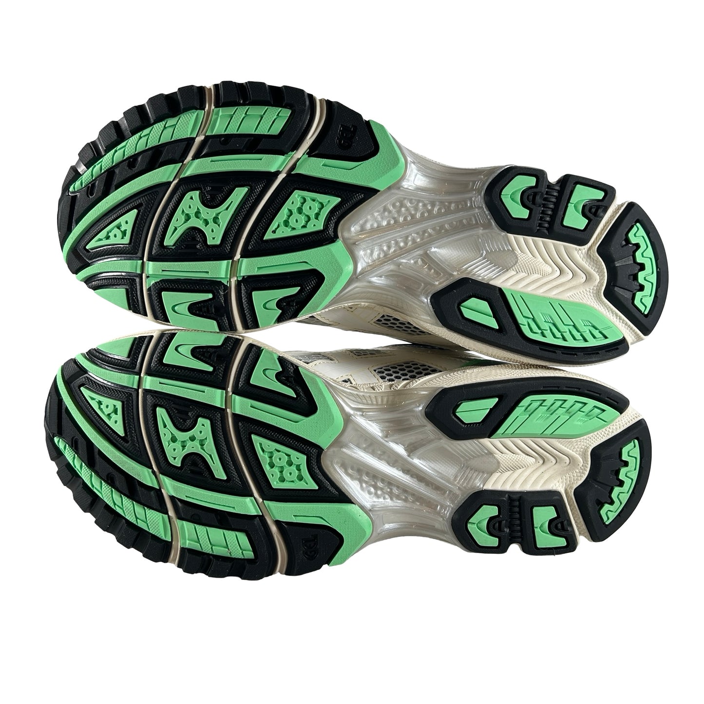 1203A740 102 ASICS Gel-Kayano 14 Silver Lime [USED] - 11 M (VNDS)