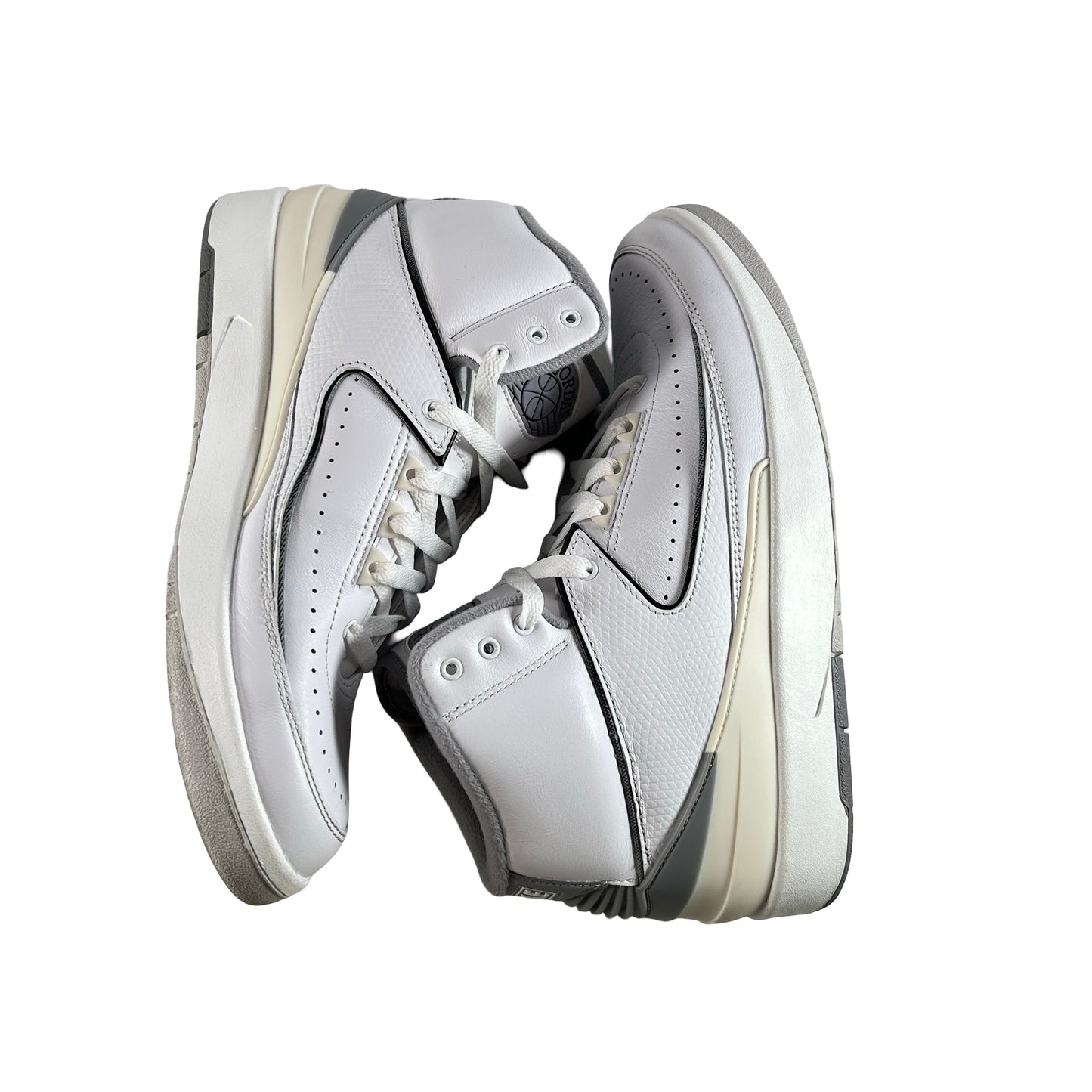 DR8884 100 Jordan 2 Retro Cement Grey [USED] - 9 M (Used)