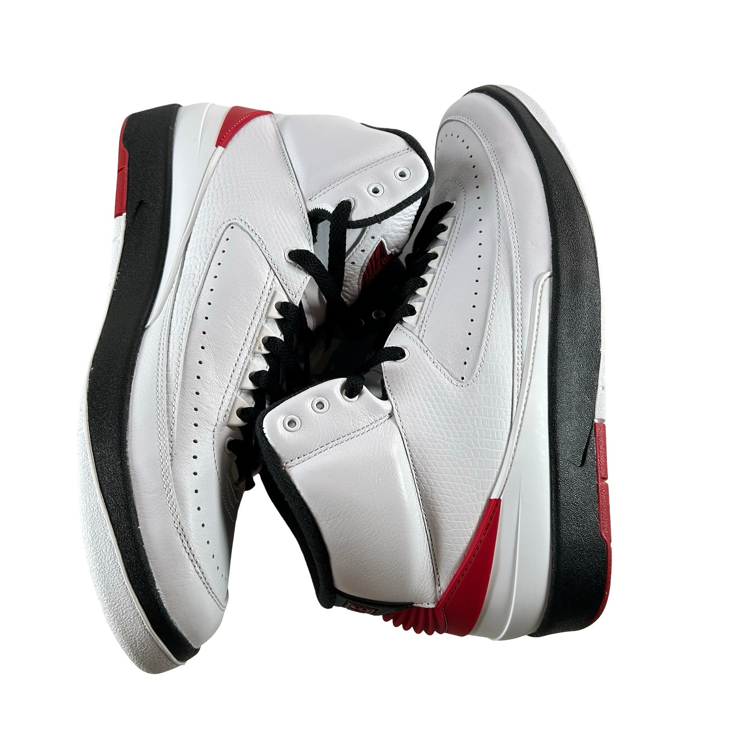 DX2454 106 Jordan 2 Retro OG Chicago (2022) [USED] - 11 M (Used2)