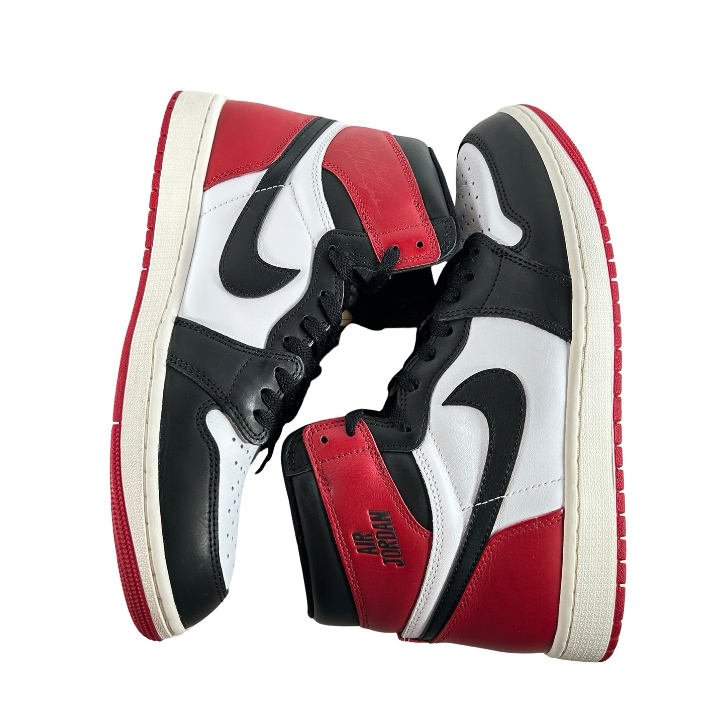 DZ5485 106 Jordan 1 Retro High OG Black Toe Reimagined [USED] - 11 M (Used12)