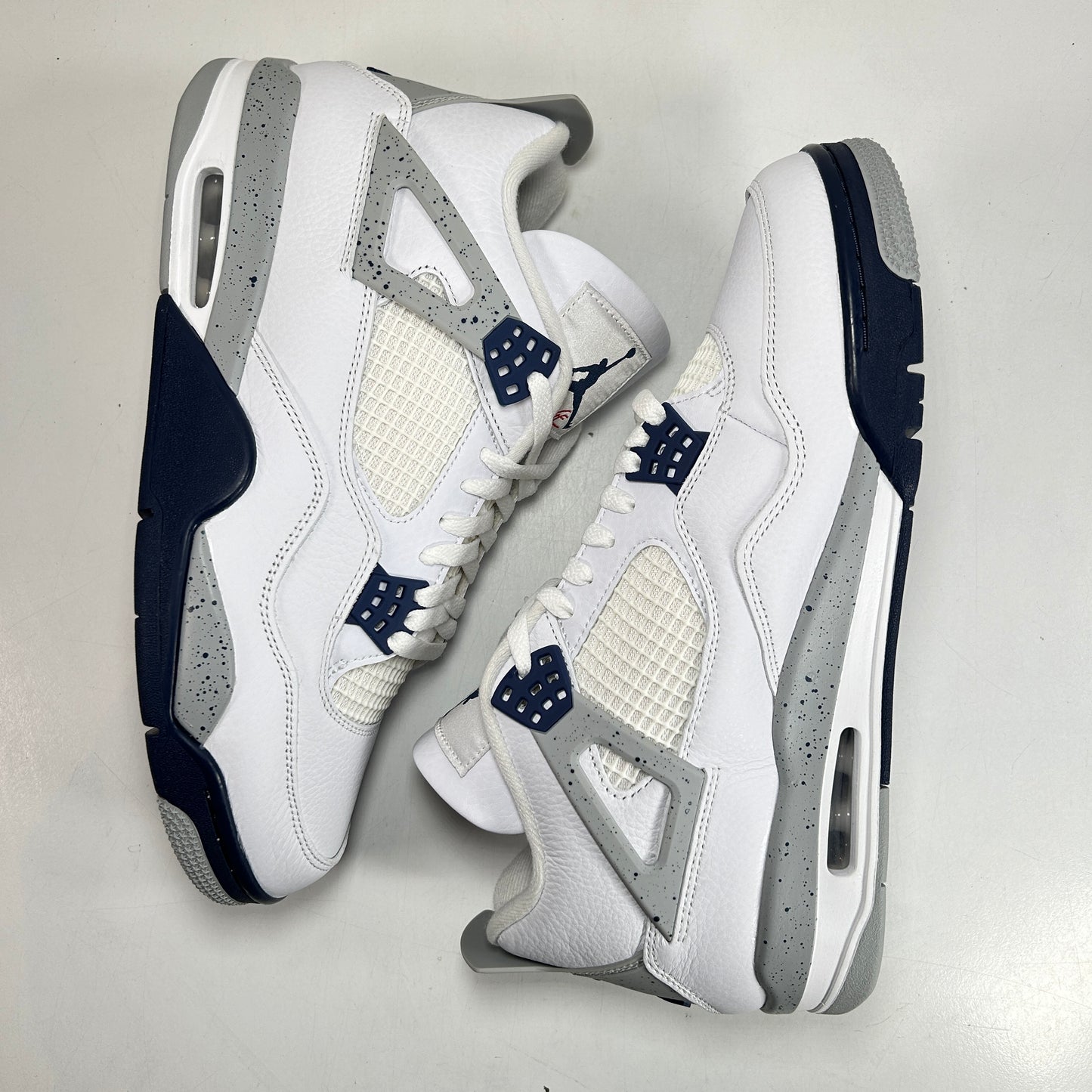 DH6927 140 Jordan 4 Retro Midnight Navy [CONDITIONAL] - 11.5 M (Yellowing)