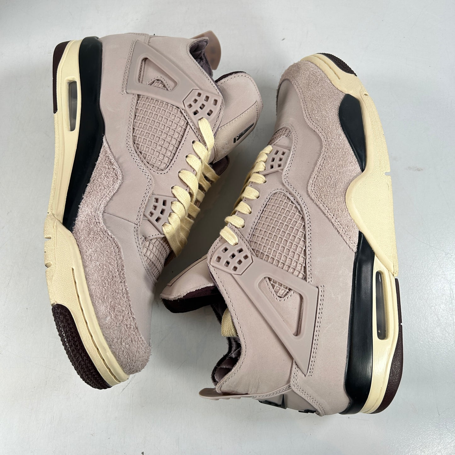 FZ4810 200 A Ma Maniére x Wmns Air Jordan 4 Retro 'Phantom' [USED] - 12.5 W (VNDS)